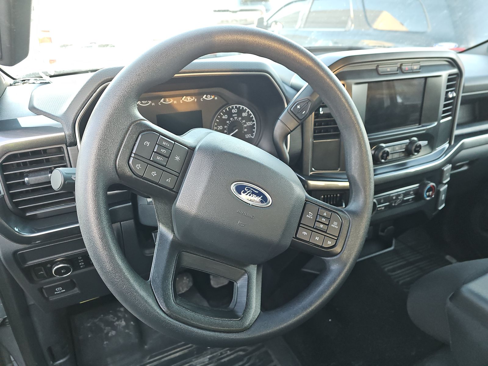 2022 Ford F-150 XL AWD