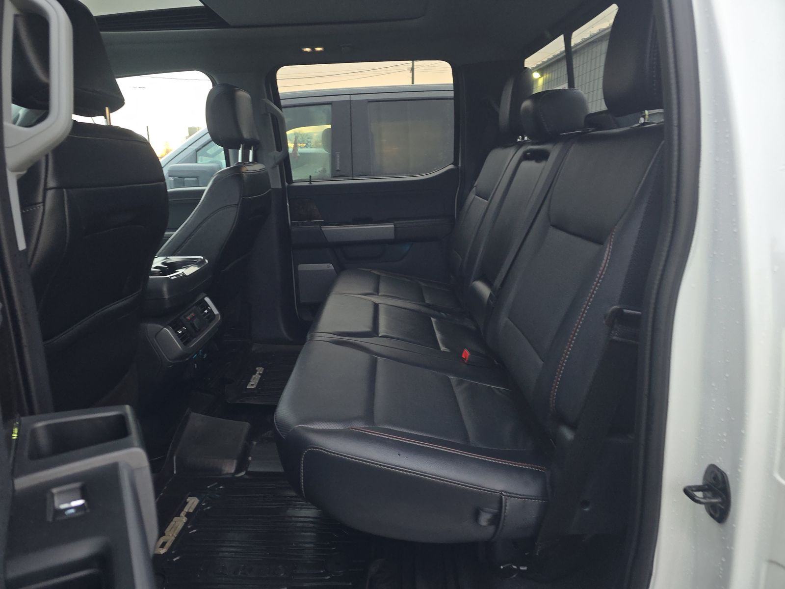 2023 Ford F-150 Lariat AWD