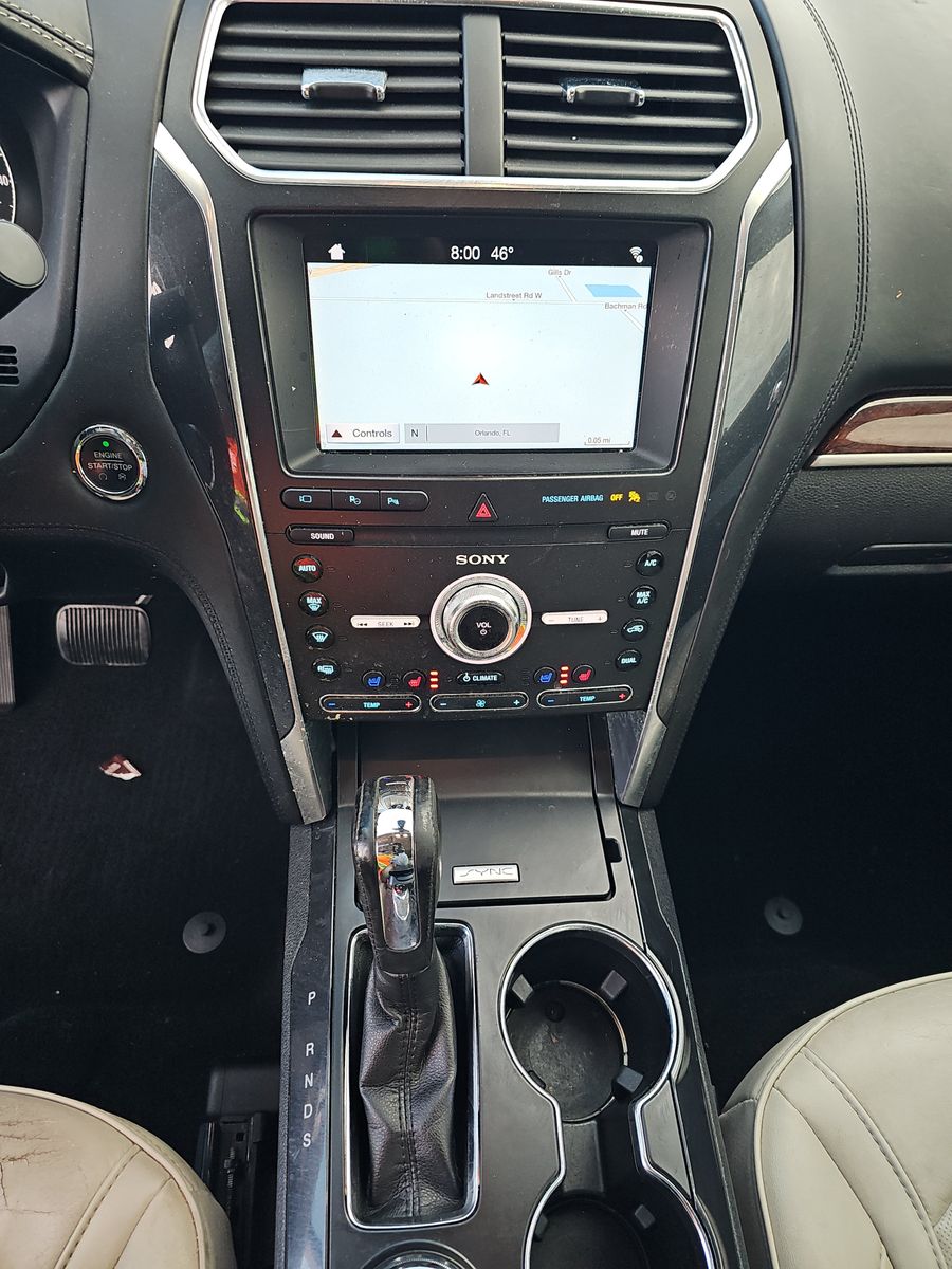 2019 Ford Explorer Platinum AWD