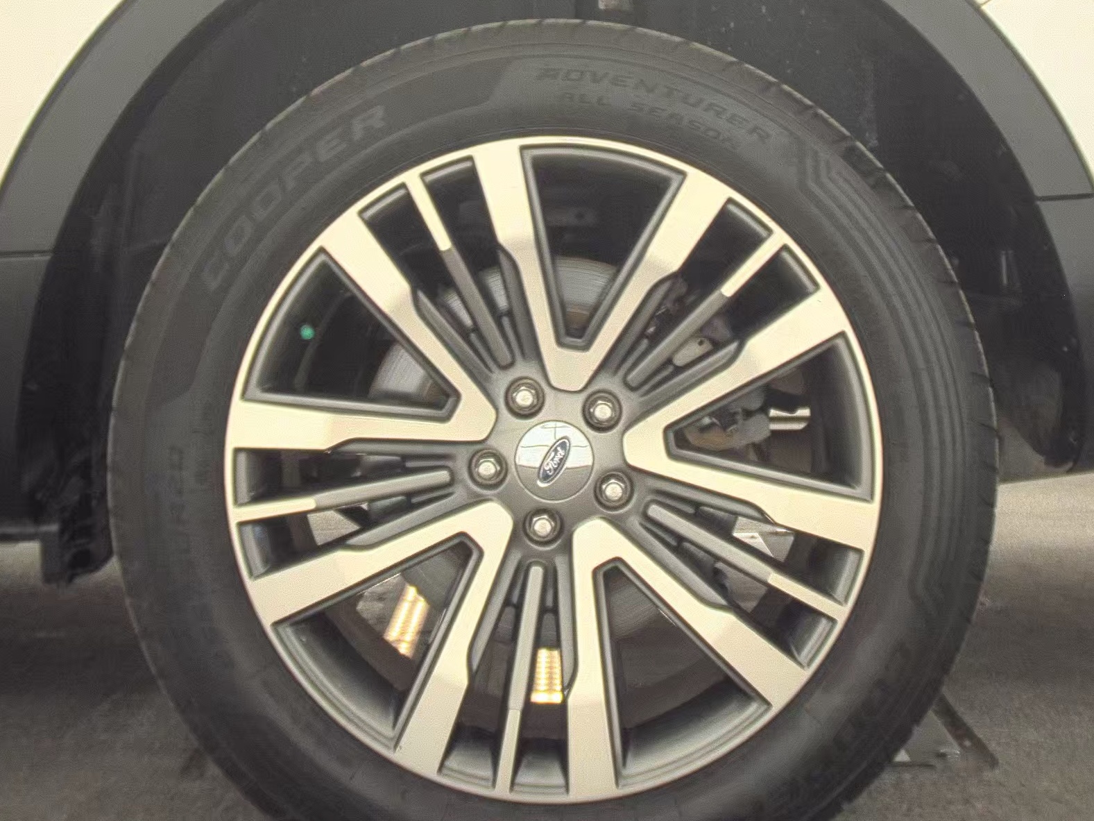 2019 Ford Explorer Platinum AWD