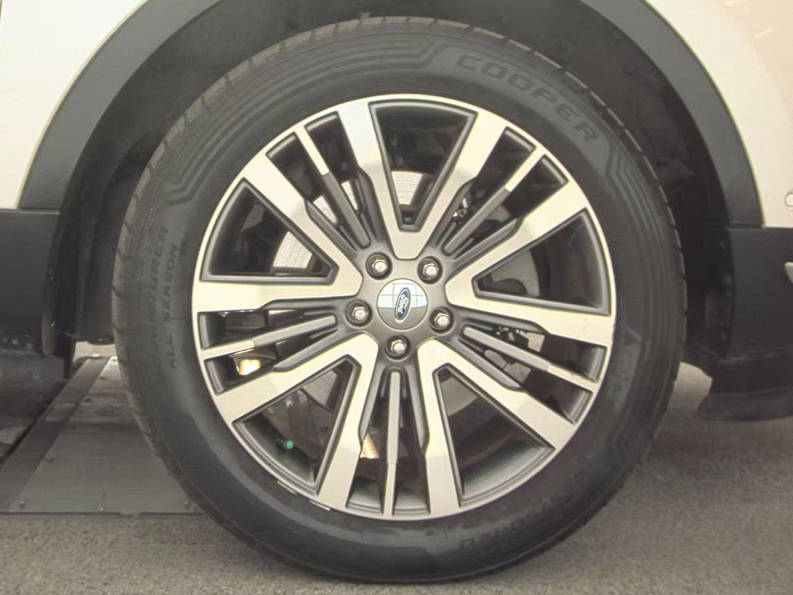 2019 Ford Explorer Platinum AWD