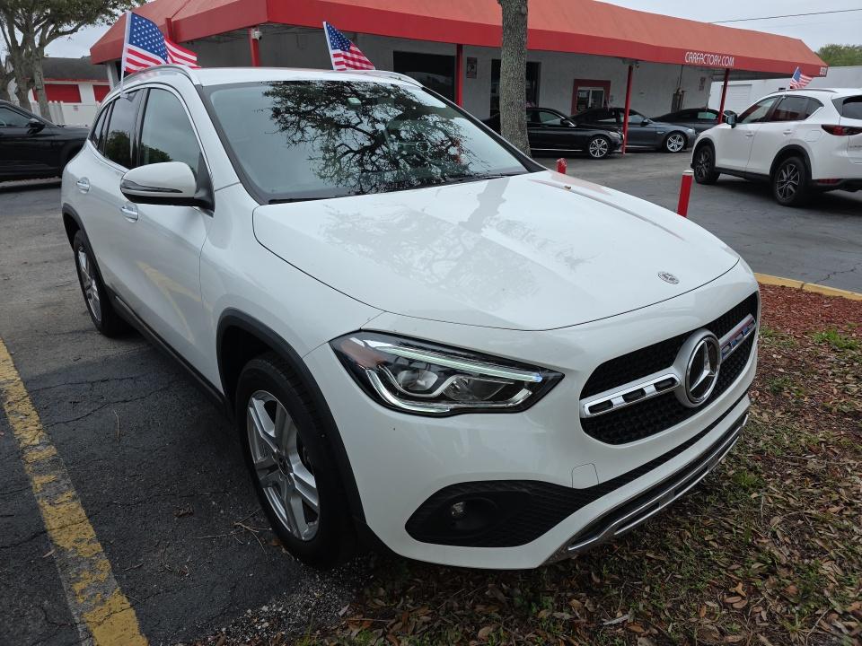 MERCEDES-BENZ GLA-CLASS - 4