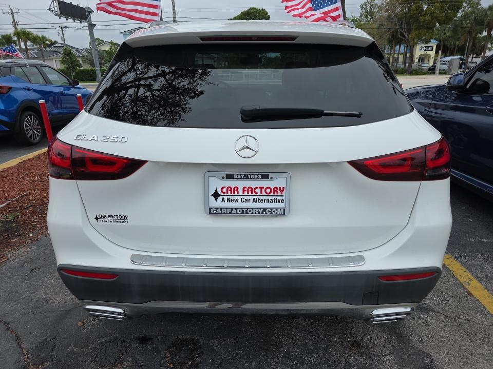 MERCEDES-BENZ GLA-CLASS - 6