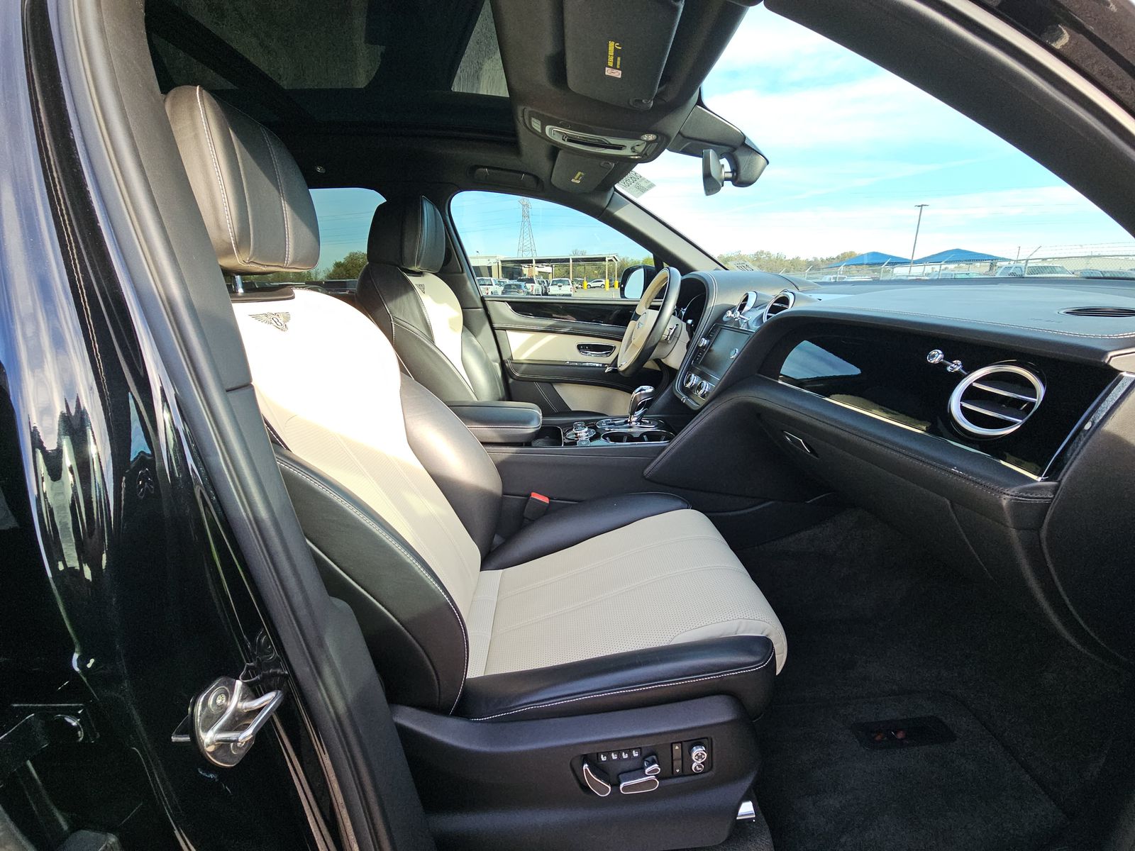 2019 Bentley Bentayga V8 AWD