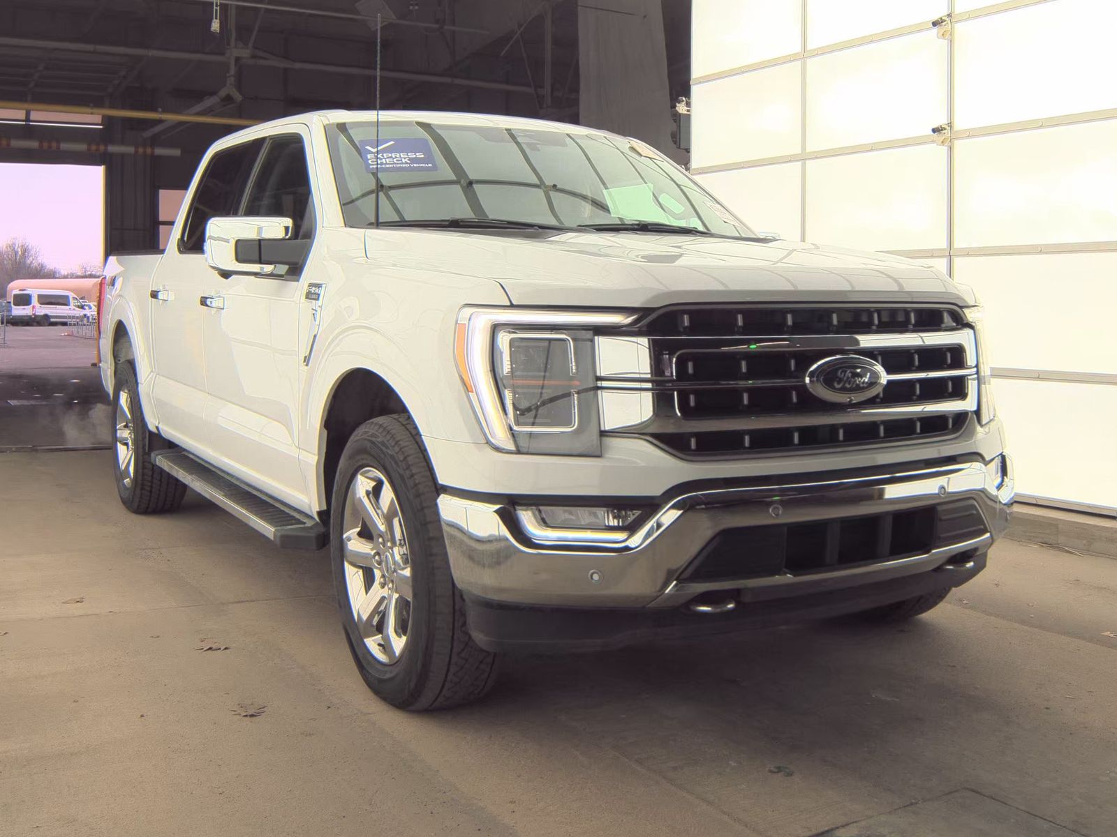 2023 Ford F-150 Lariat AWD