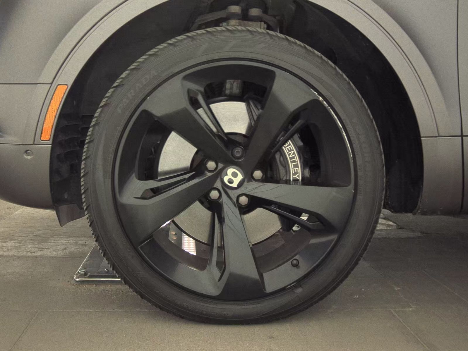 2019 Bentley Bentayga V8 AWD