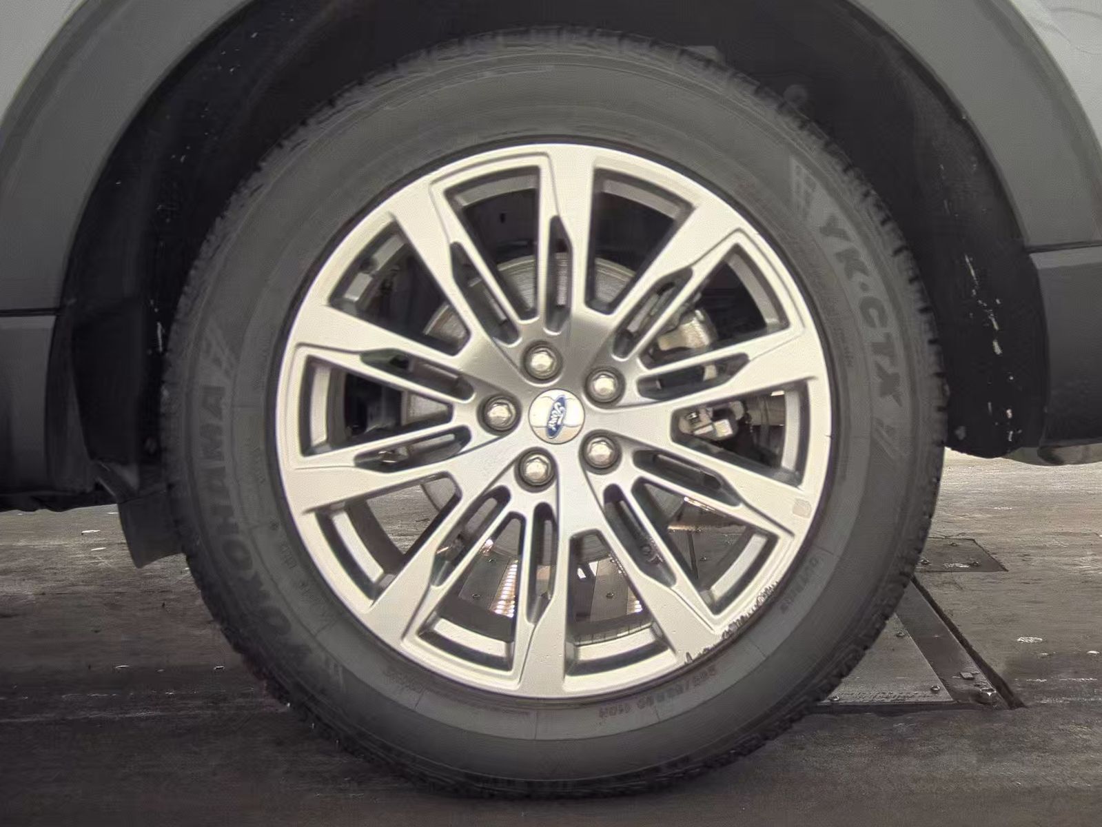 2025 Ford Explorer Active AWD