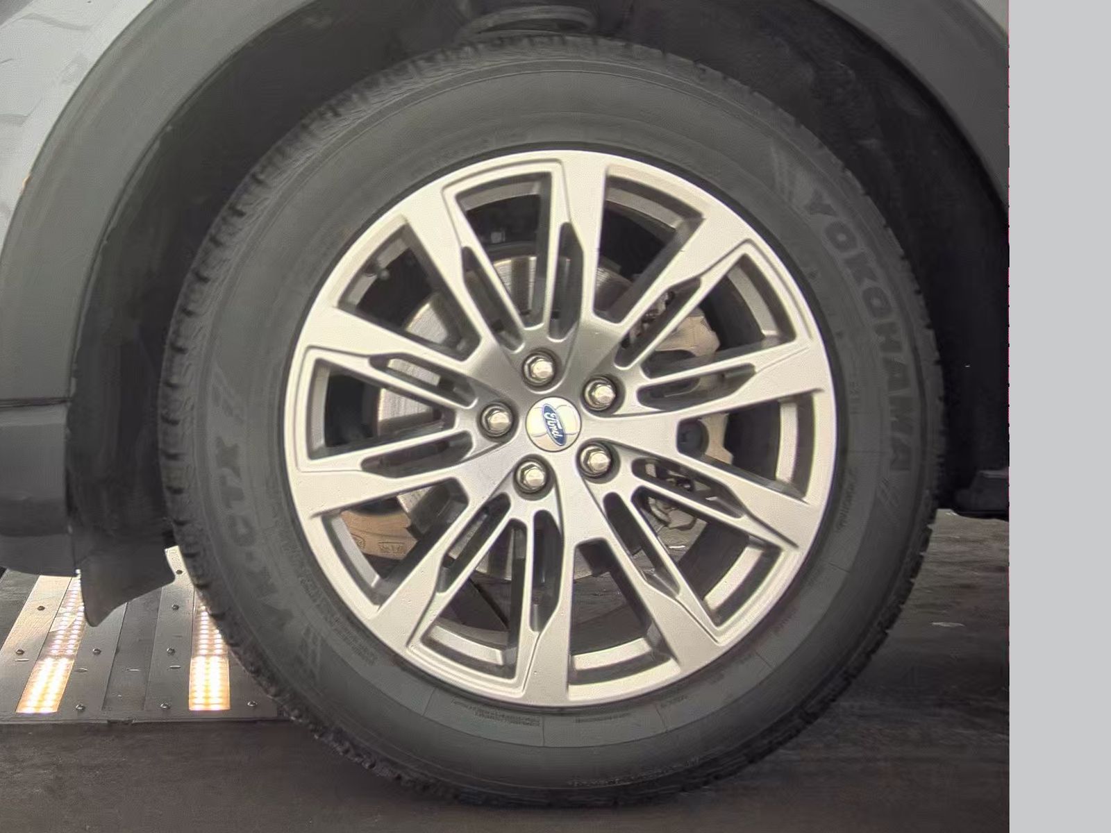 2025 Ford Explorer Active AWD