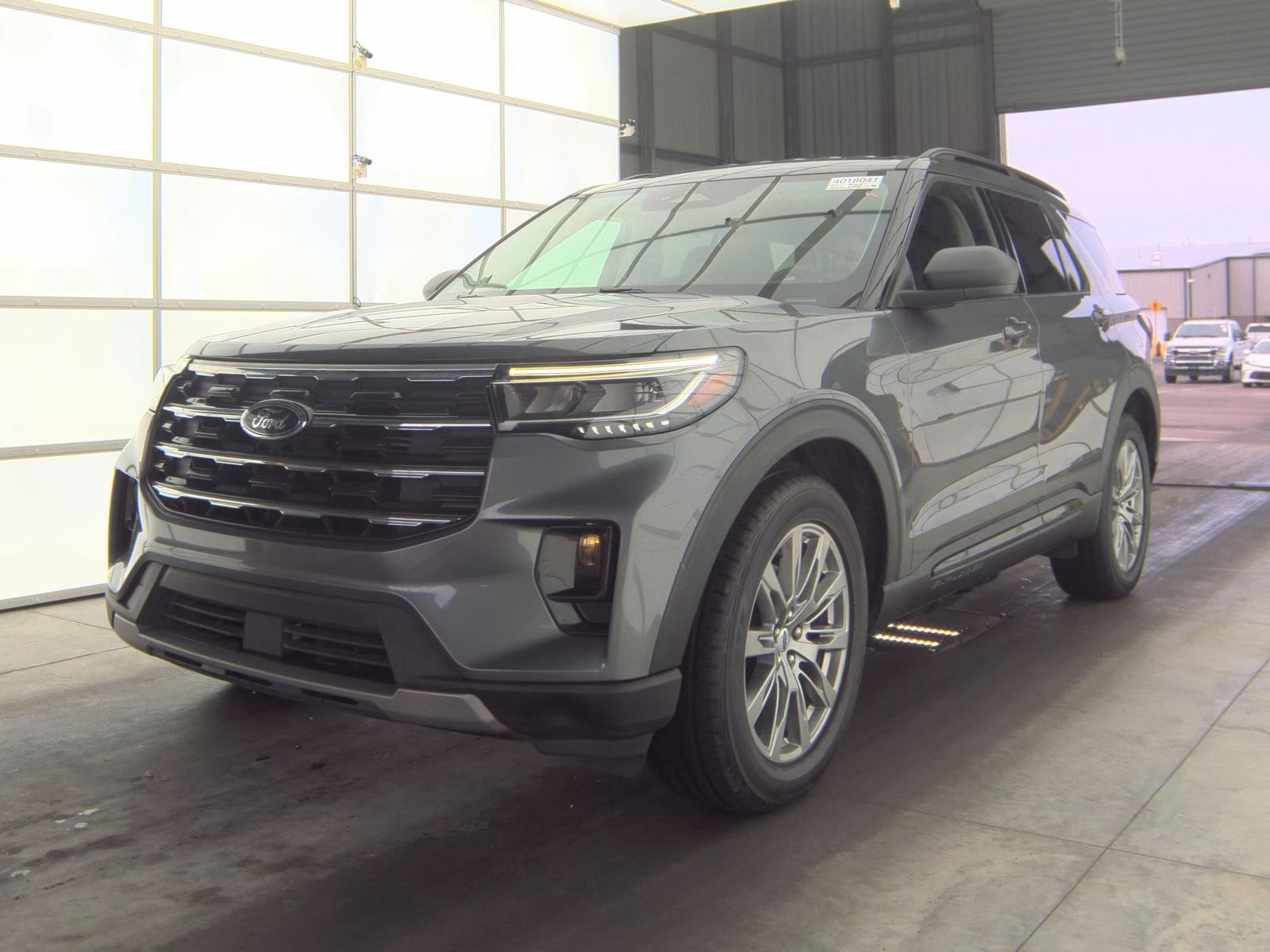 2025 Ford Explorer Active AWD