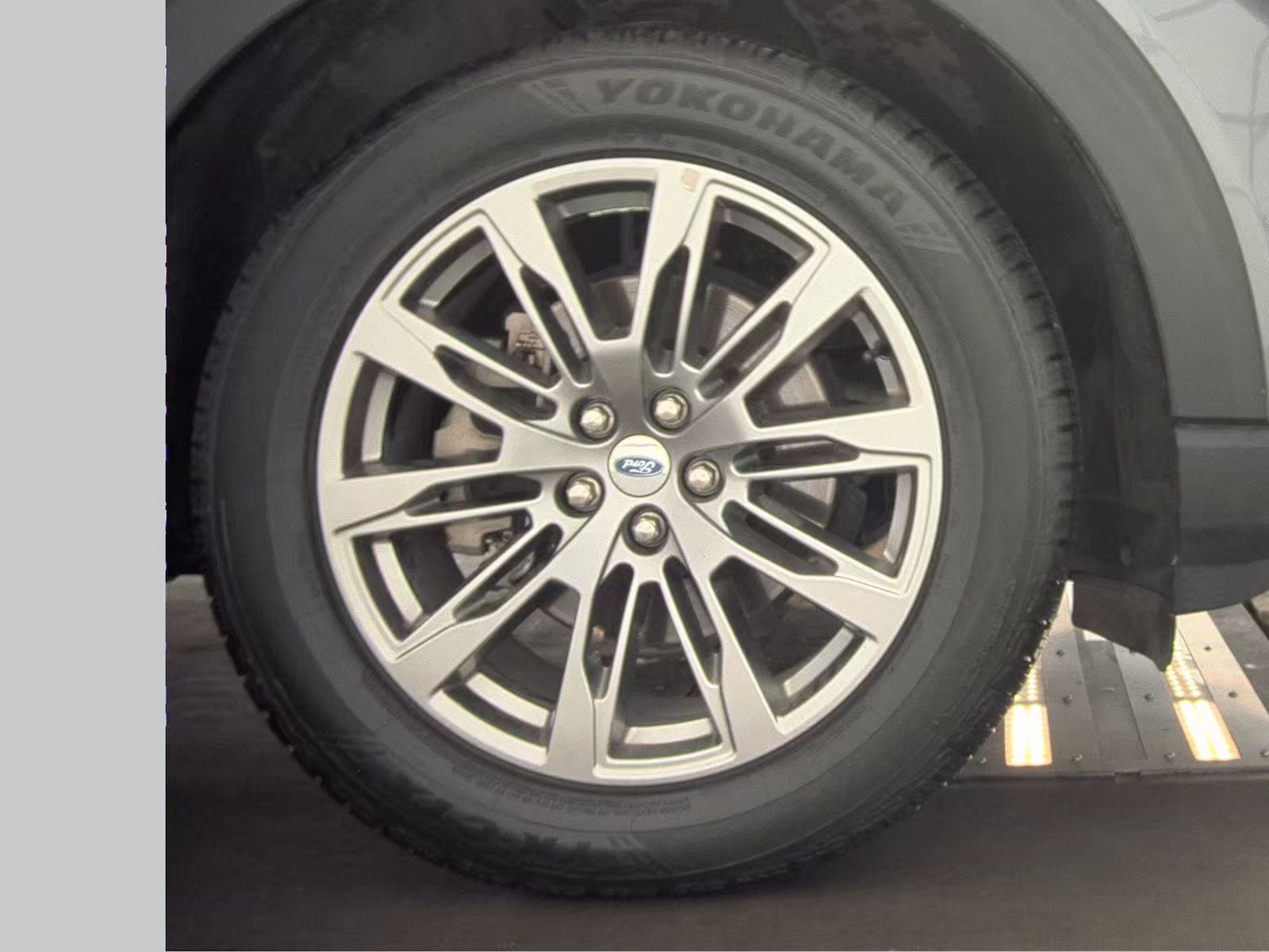 2025 Ford Explorer Active AWD