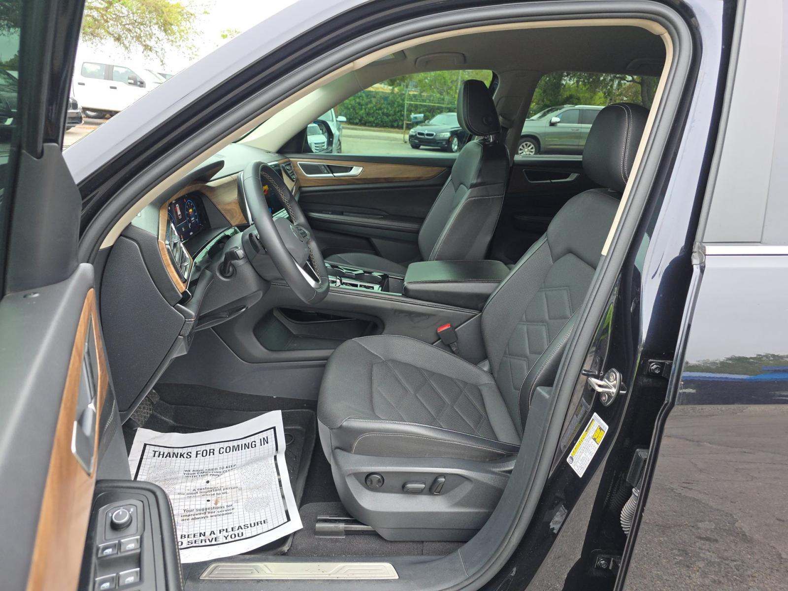 2024 Volkswagen Atlas 2.0T SE AWD