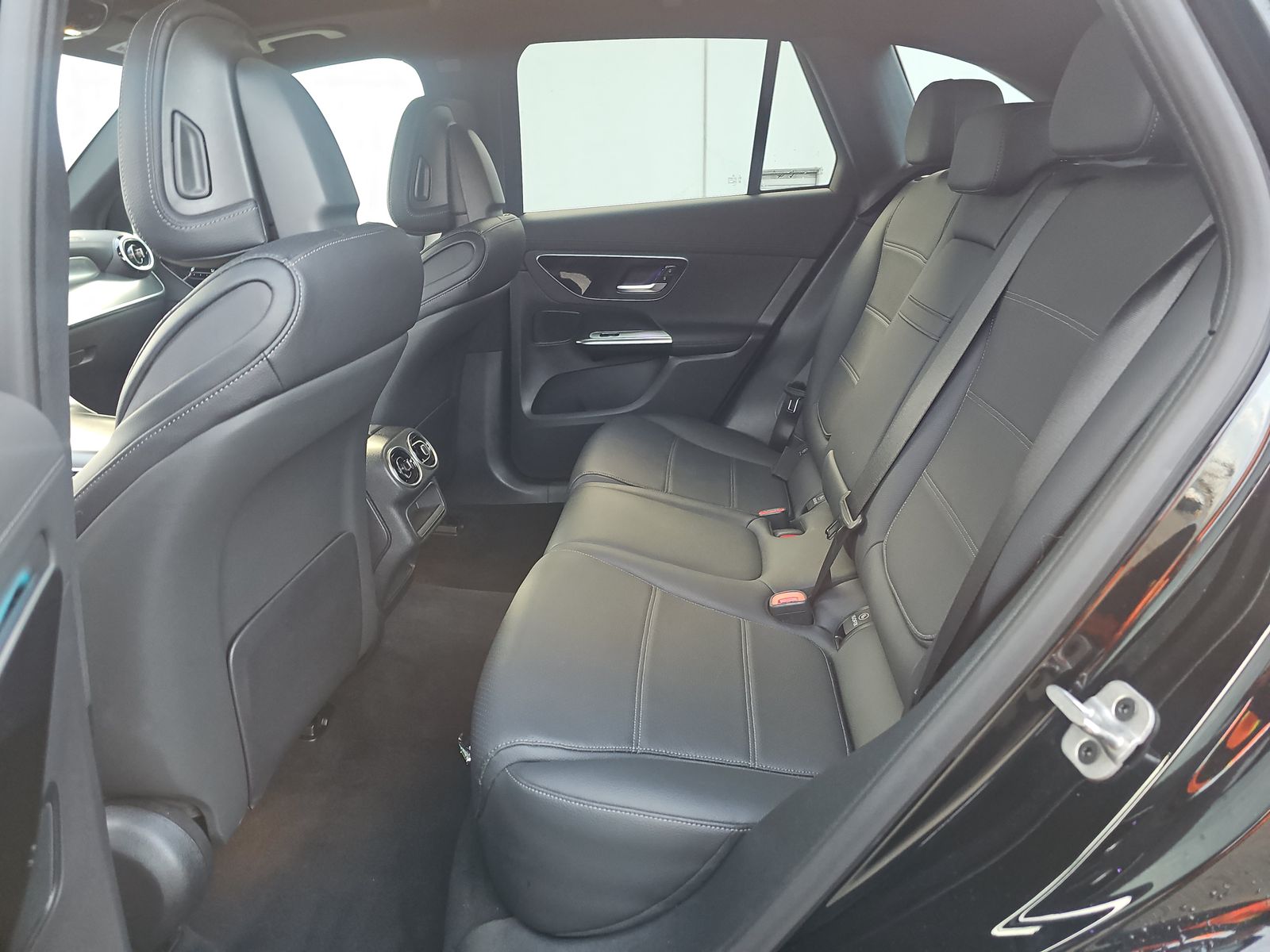 2024 Mercedes-Benz GLC GLC 300 AWD