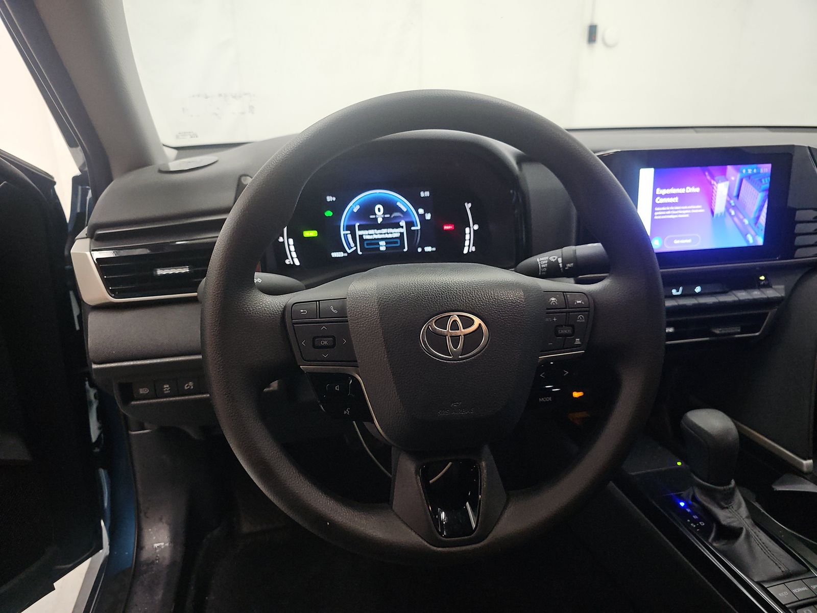 2026 Toyota Camry LE FWD