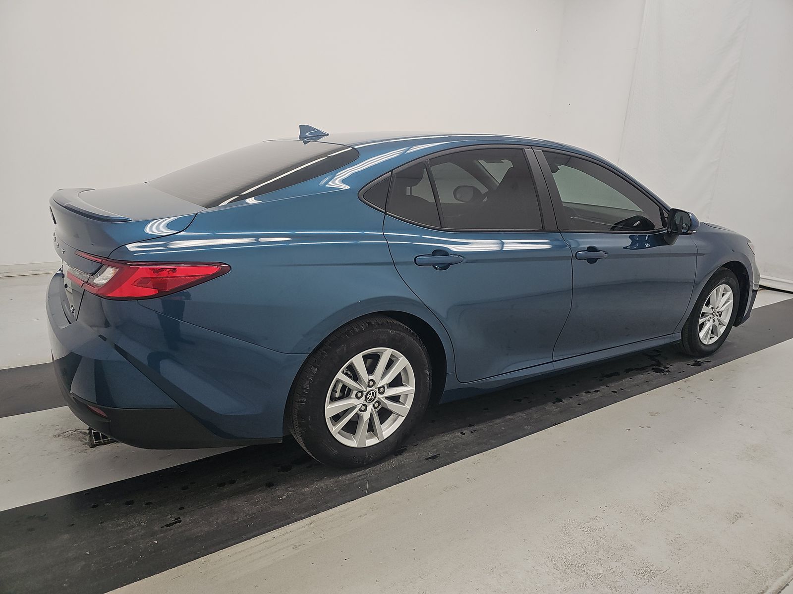 2026 Toyota Camry LE FWD