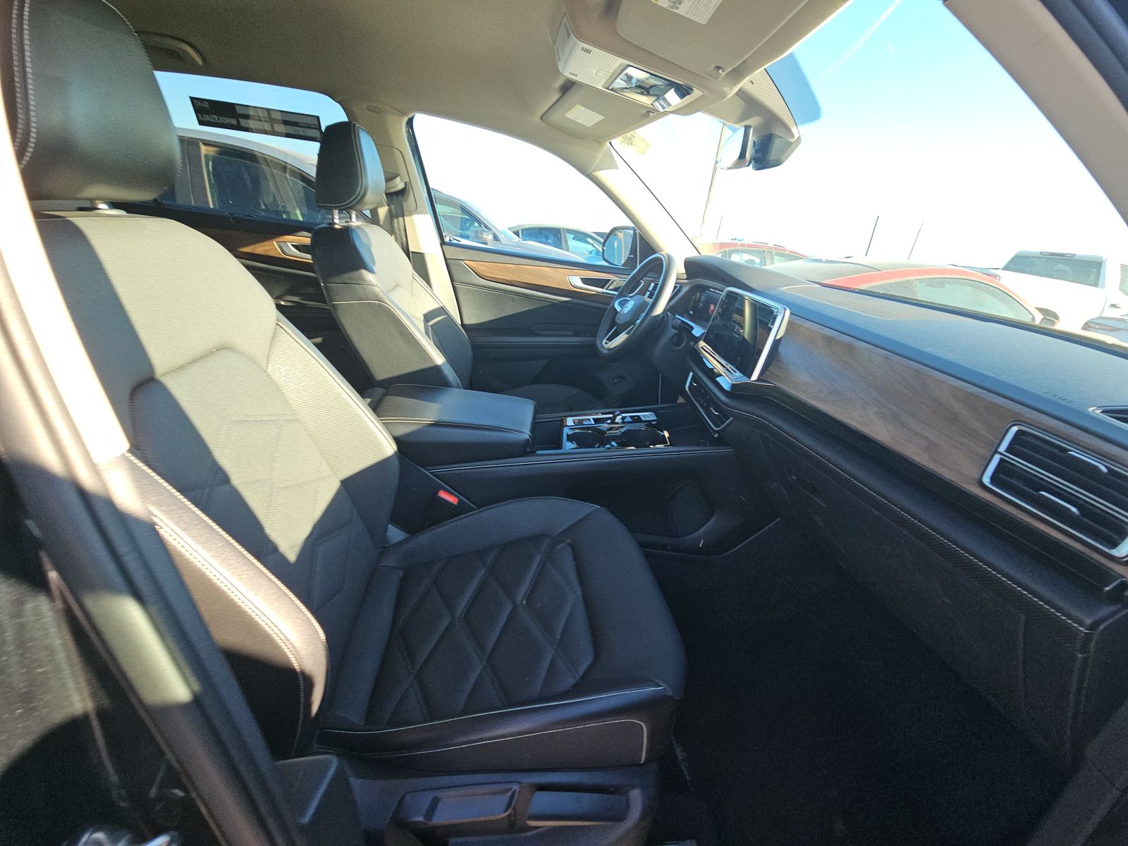 2024 Volkswagen Atlas 2.0T SE AWD