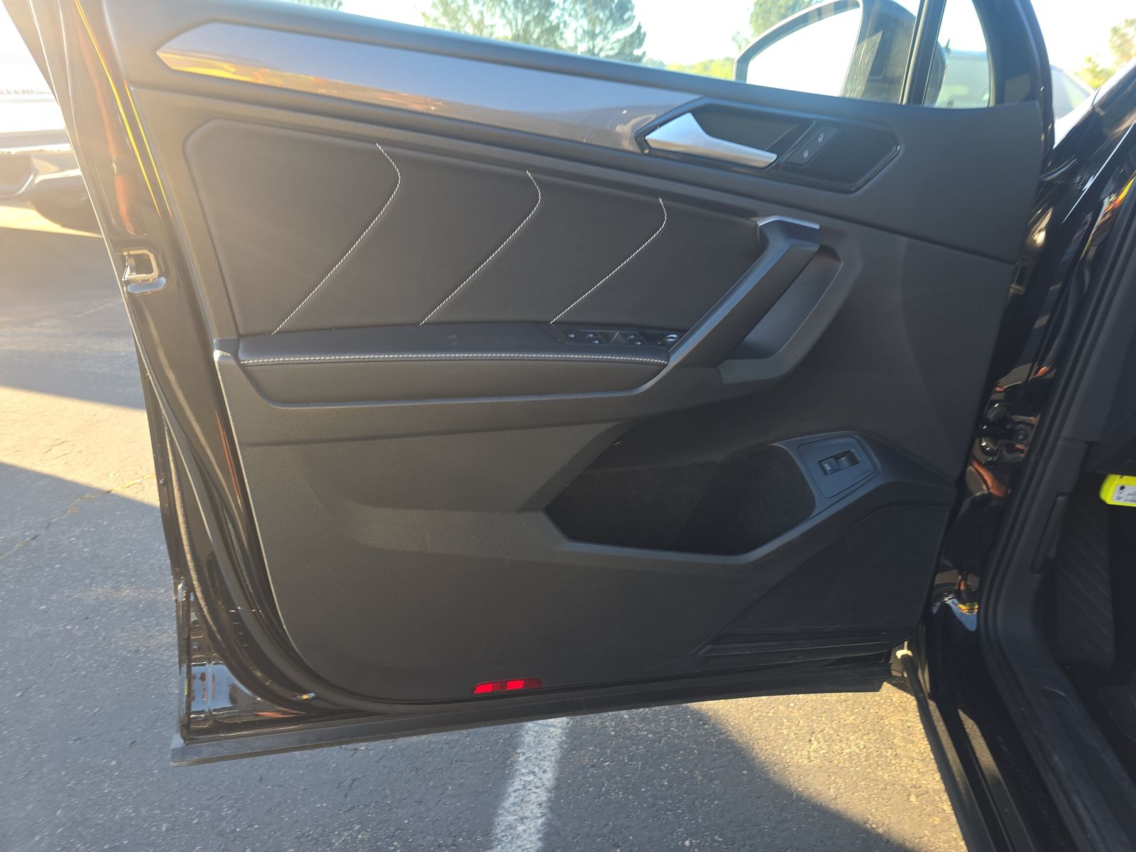 2024 Volkswagen Tiguan 2.0T SE FWD