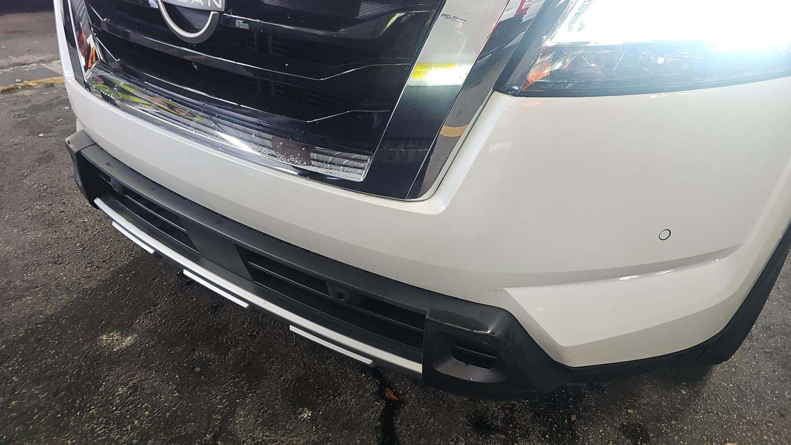 2024 Nissan Pathfinder Platinum AWD