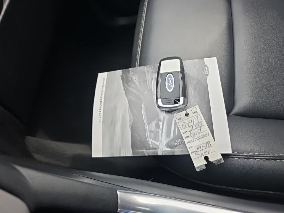 2022 Ford Explorer XLT AWD