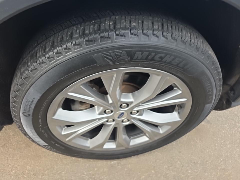 2022 Ford Explorer XLT AWD