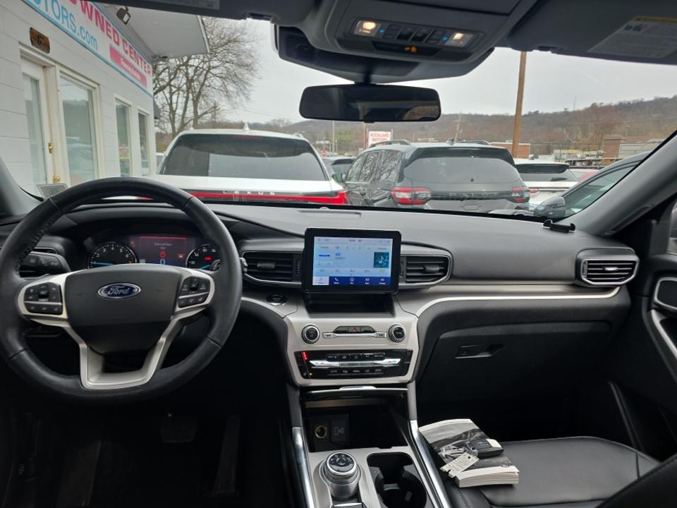 2022 Ford Explorer XLT AWD