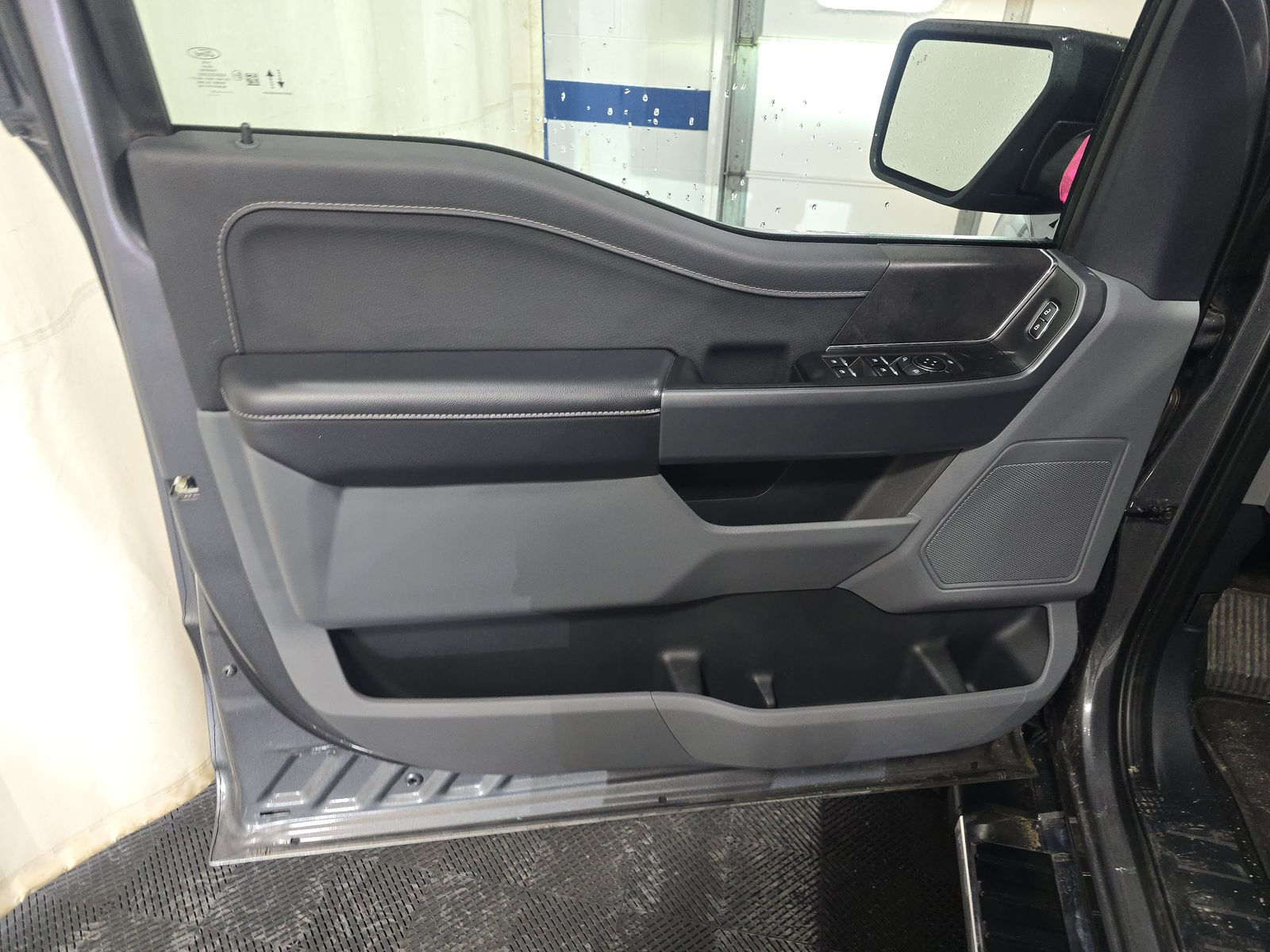 FORD F-150 - 10
