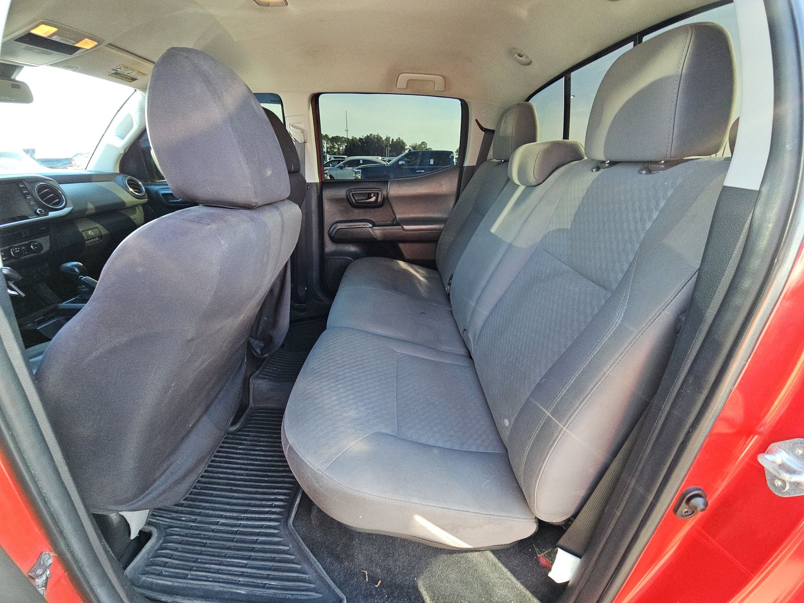 2022 Toyota Tacoma SR5 RWD