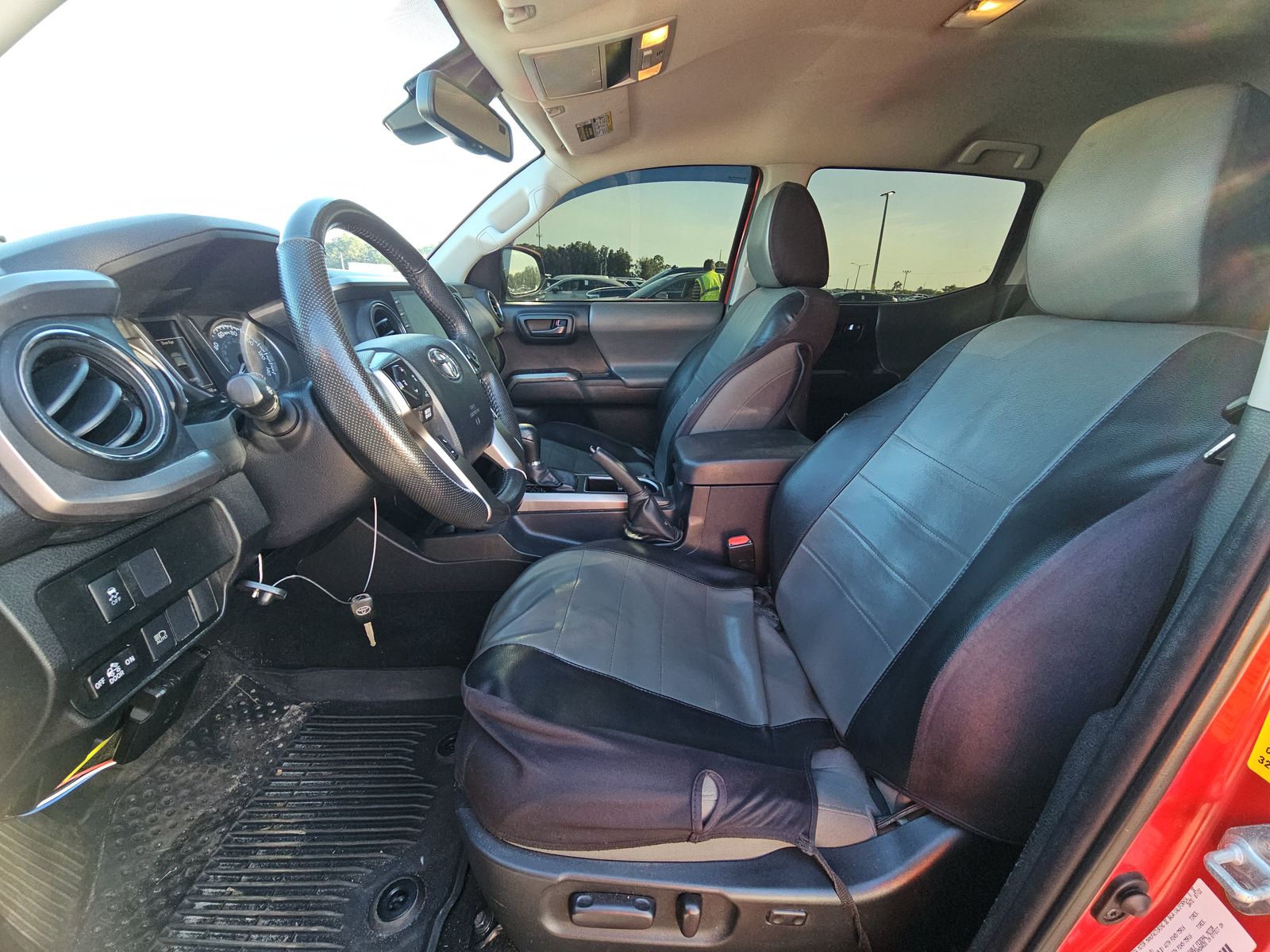 2022 Toyota Tacoma SR5 RWD