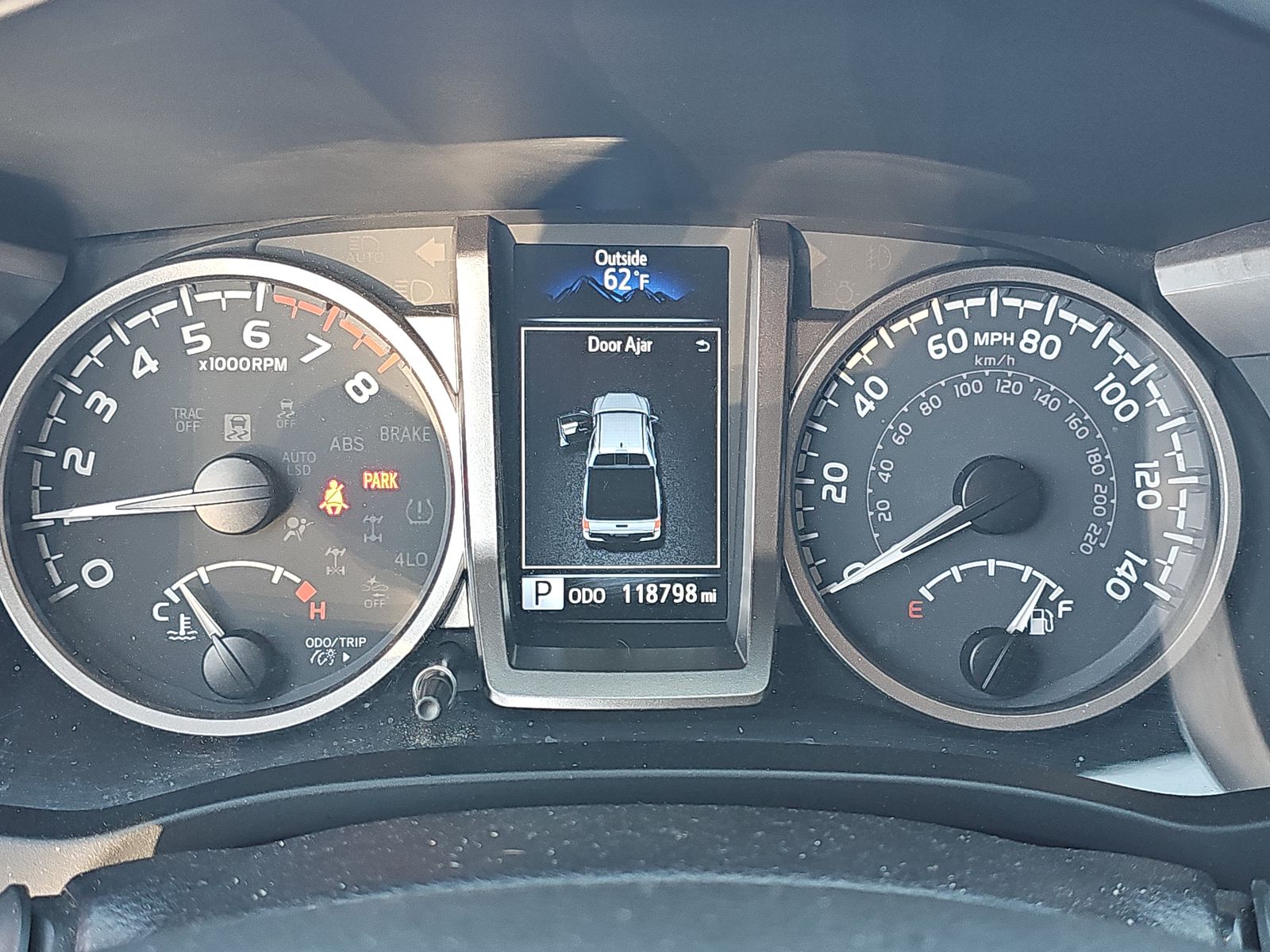 2022 Toyota Tacoma SR5 RWD