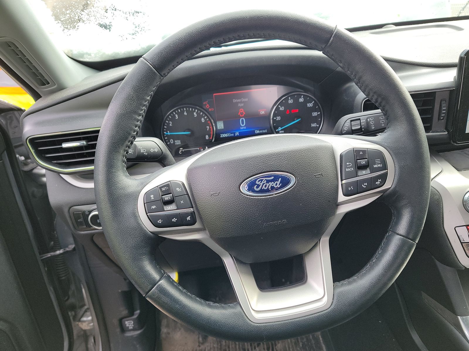 2023 Ford Explorer XLT AWD