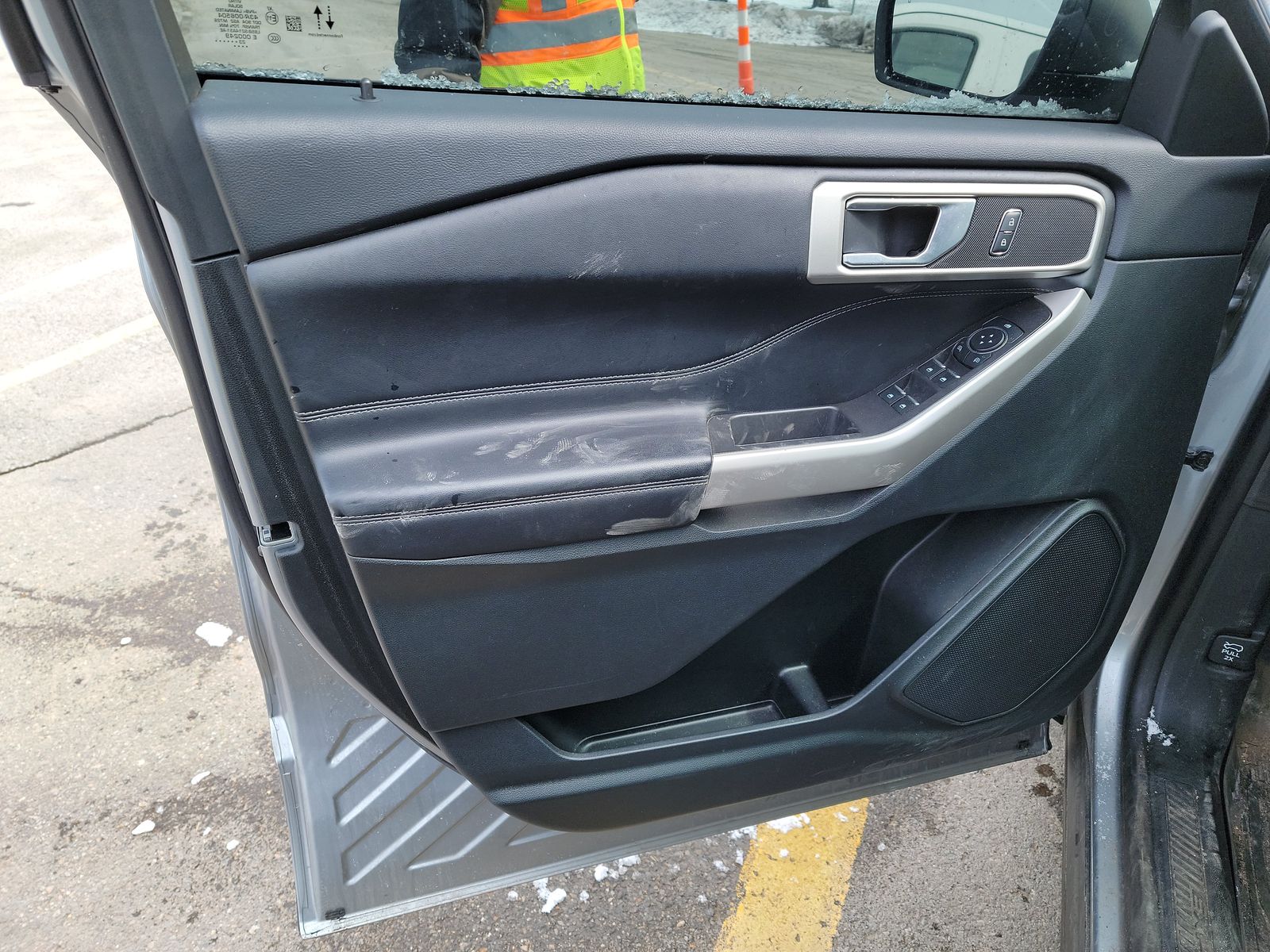 2023 Ford Explorer XLT AWD