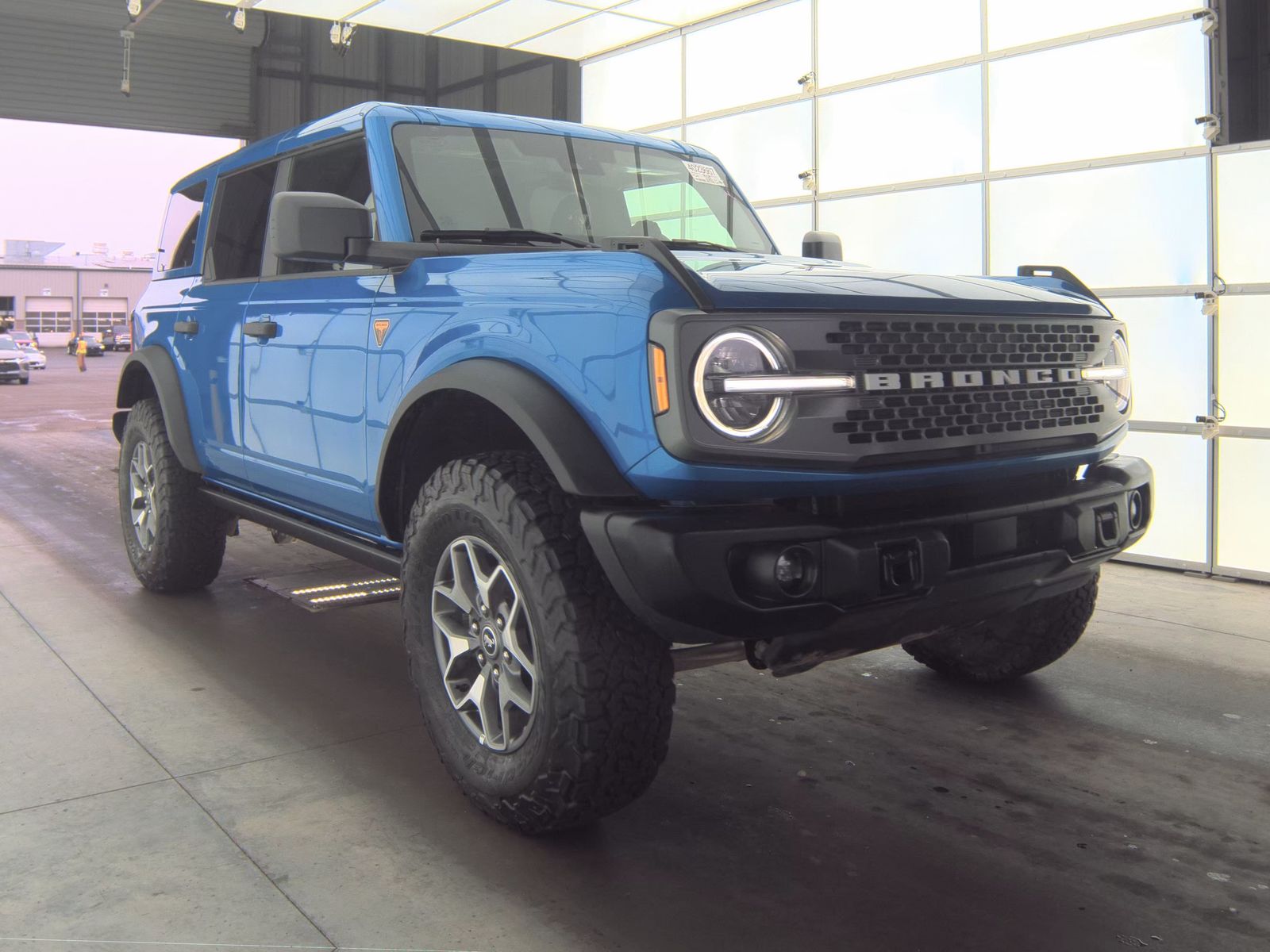 FORD BRONCO - 5