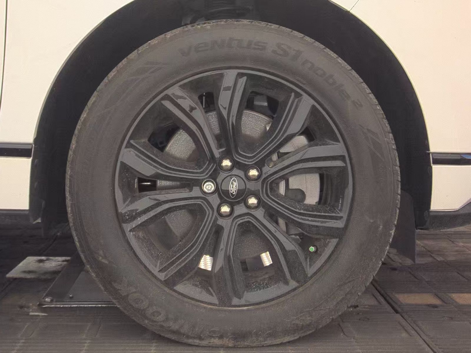 2024 Ford Edge SE AWD