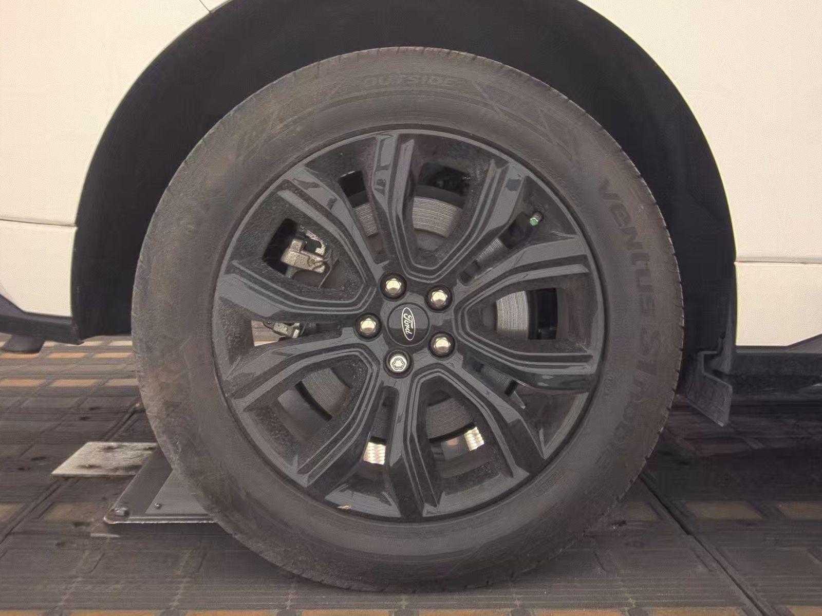 2024 Ford Edge SE AWD