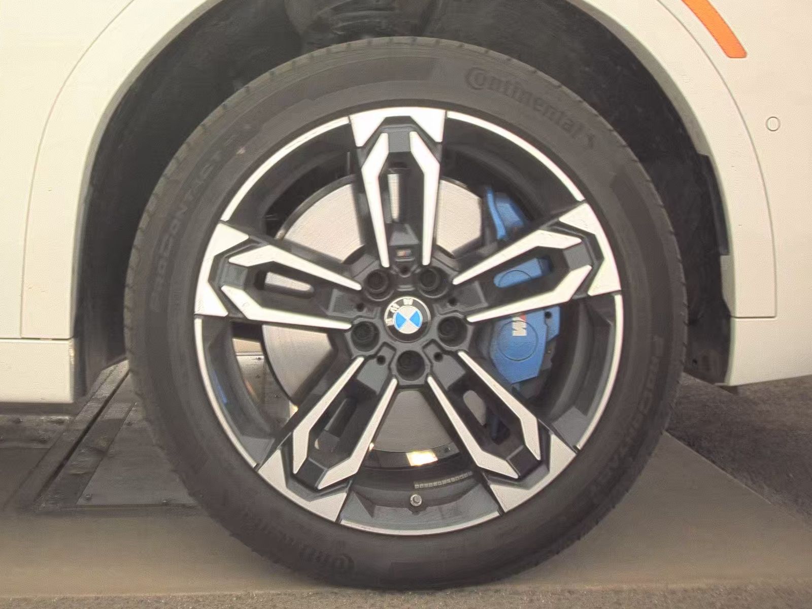 2026 BMW X2 xDrive28i AWD