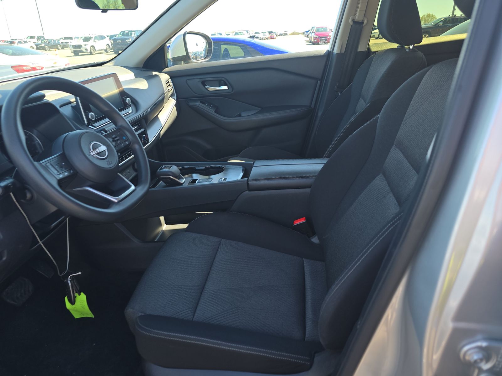 2024 Nissan Rogue SV FWD