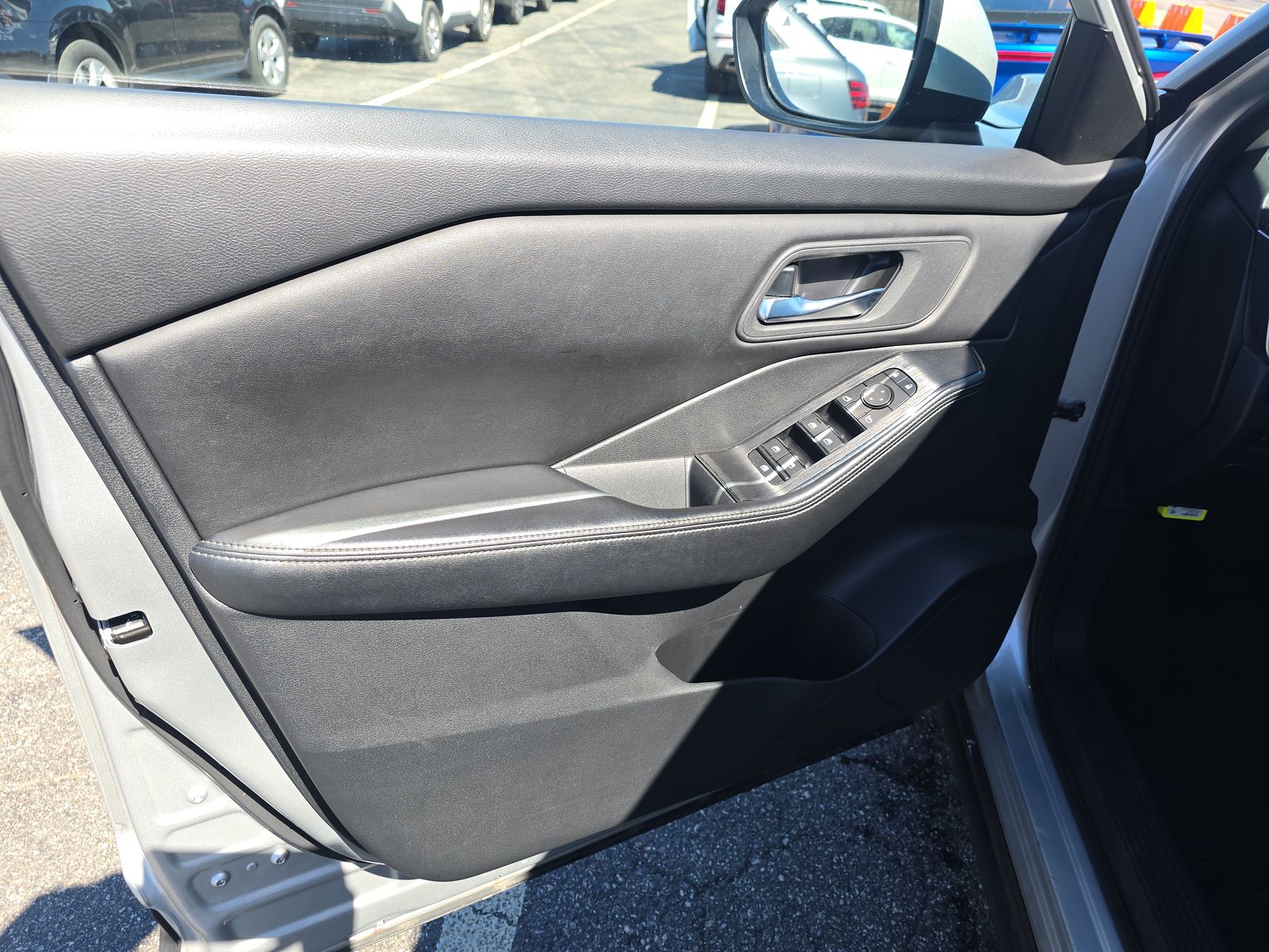 2024 Nissan Rogue SV FWD