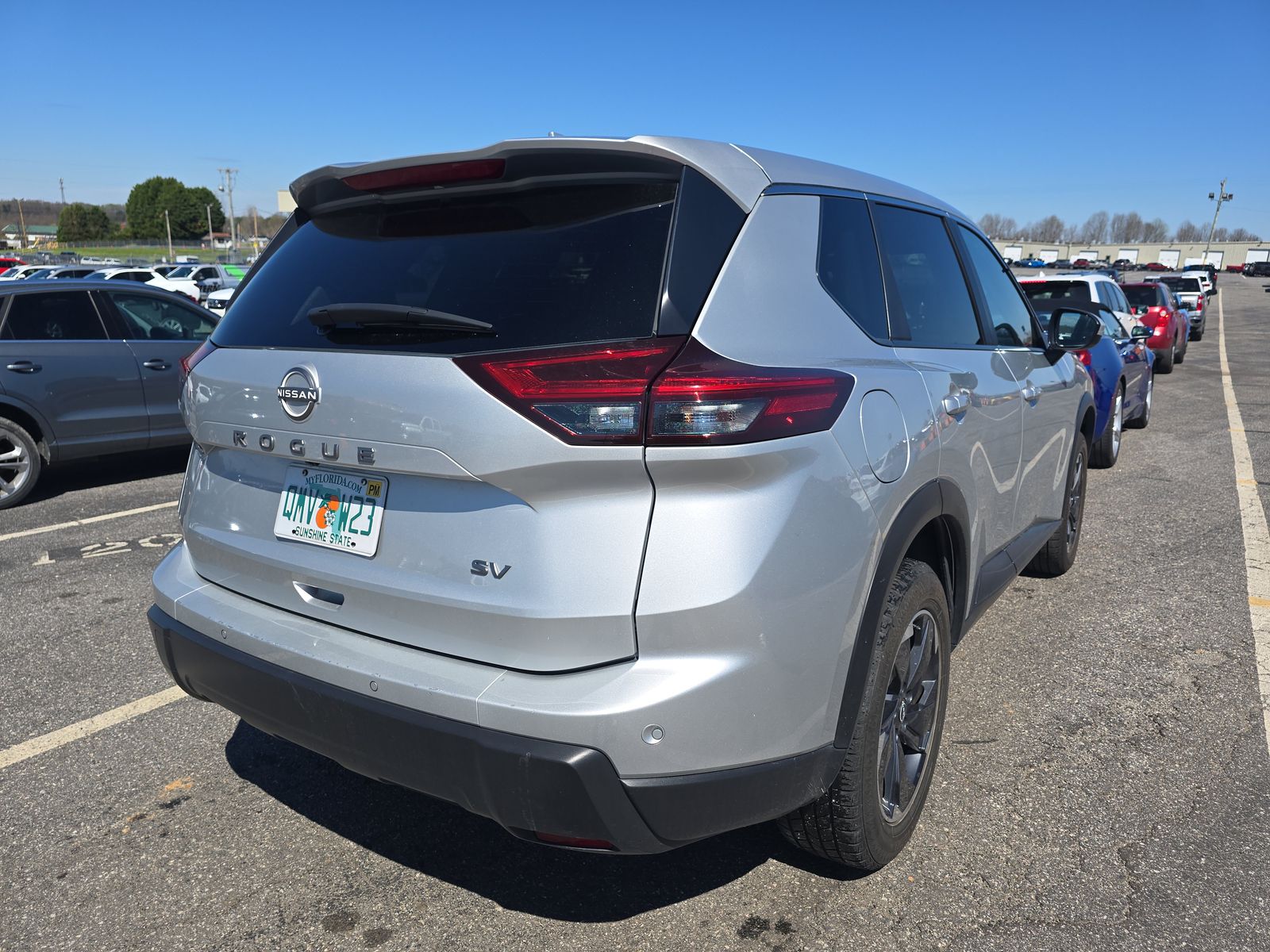 2024 Nissan Rogue SV FWD