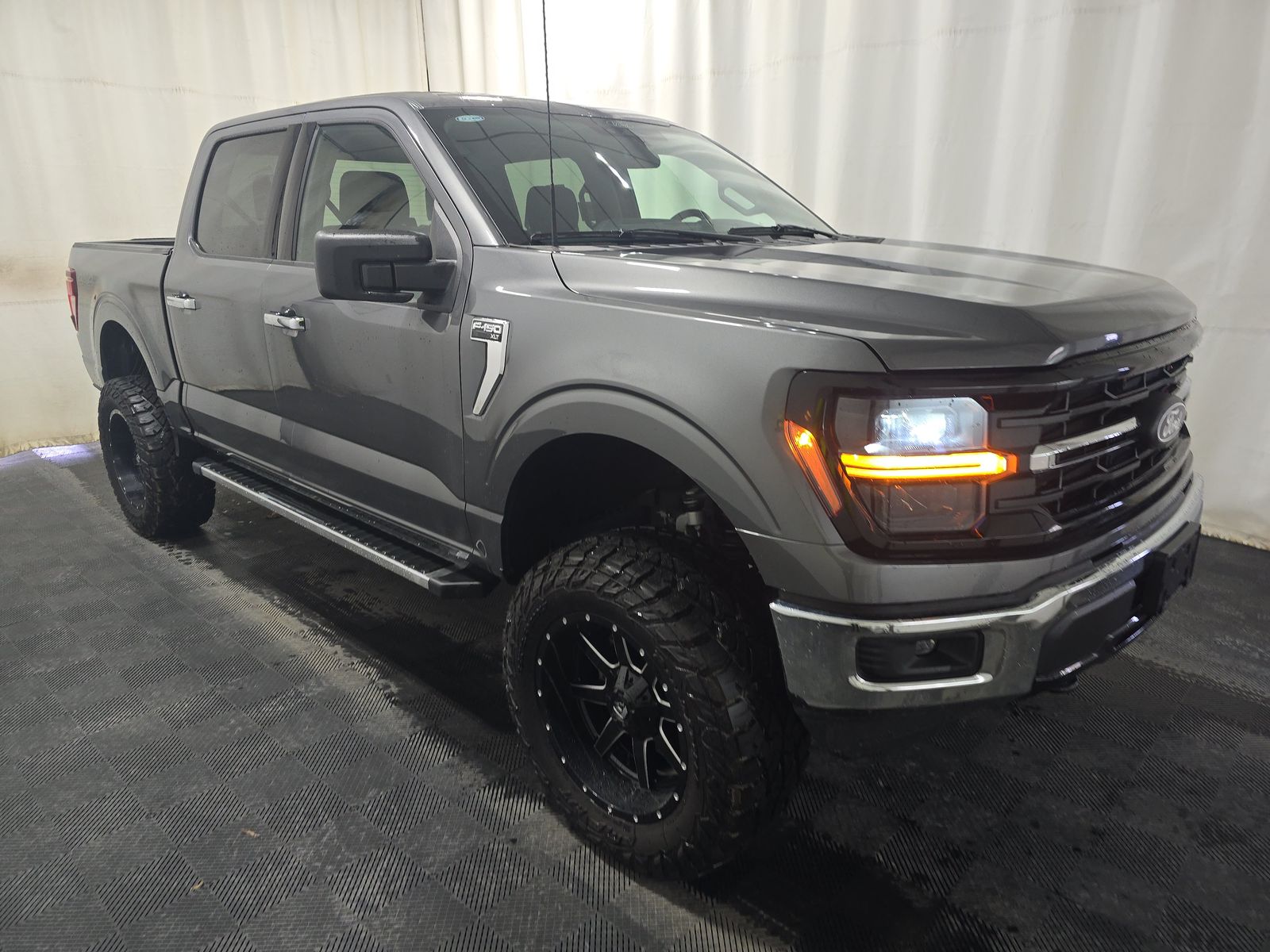 FORD F-150 - 4
