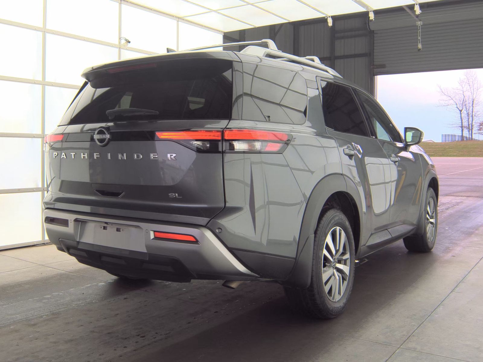 2025 Nissan Pathfinder SL FWD