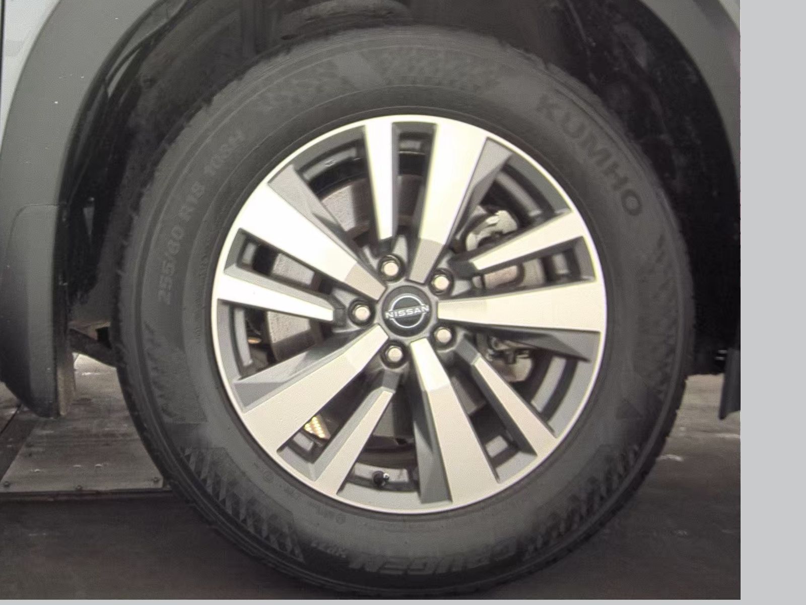 2025 Nissan Pathfinder SL FWD