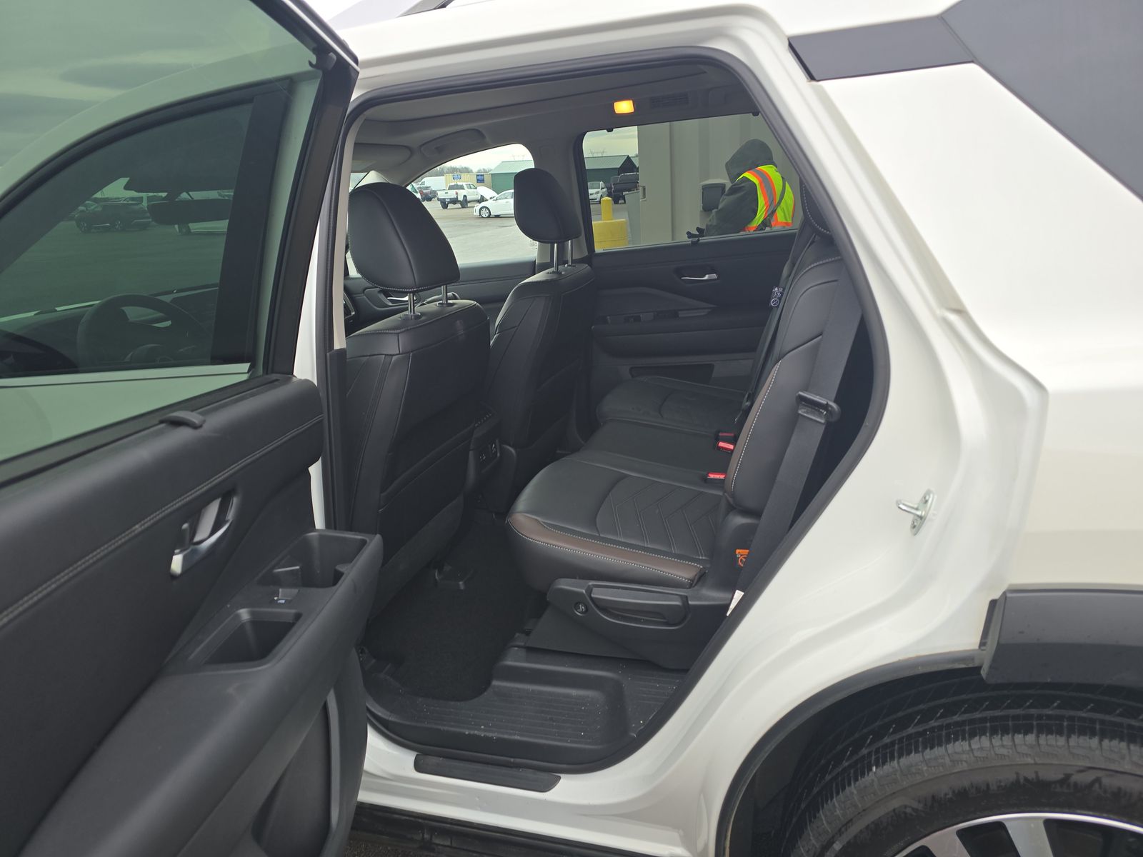 2024 Nissan Pathfinder Platinum FWD