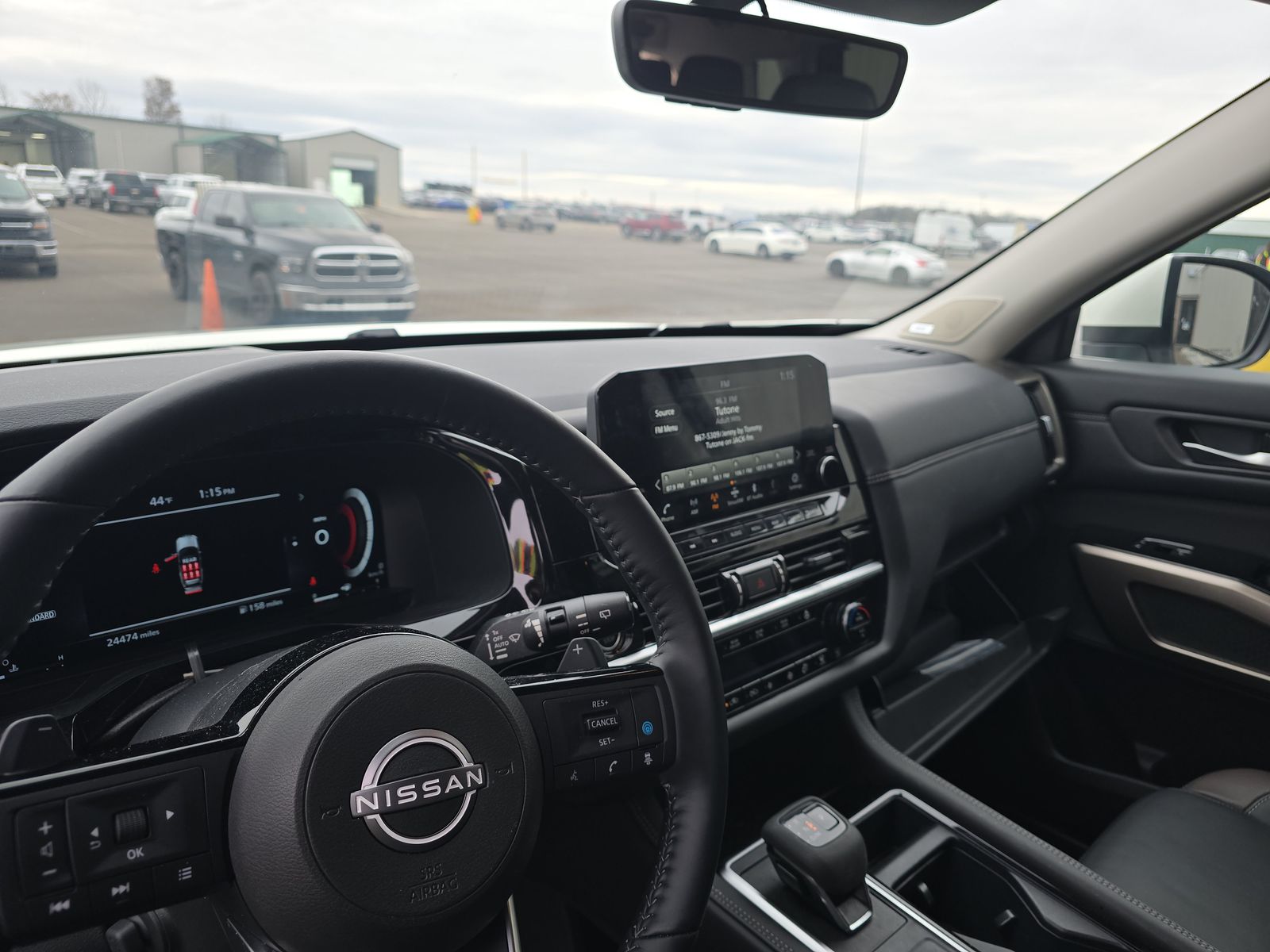 2024 Nissan Pathfinder Platinum FWD