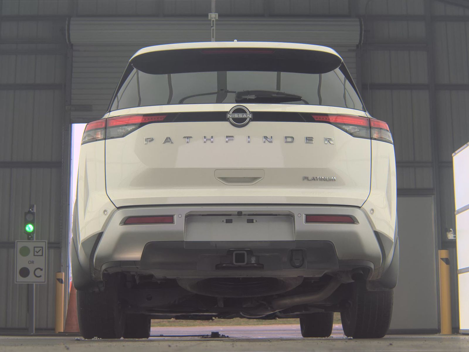 2024 Nissan Pathfinder Platinum FWD