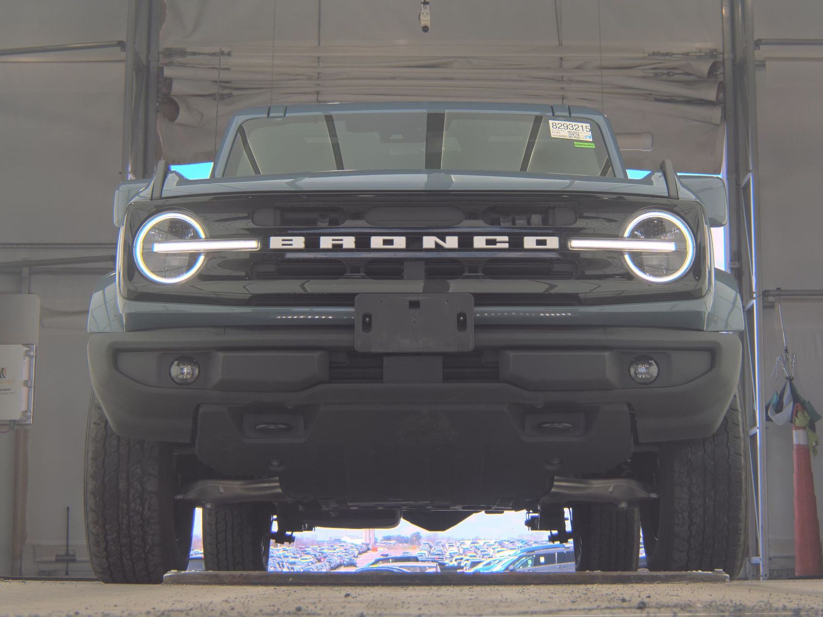 FORD BRONCO - 4