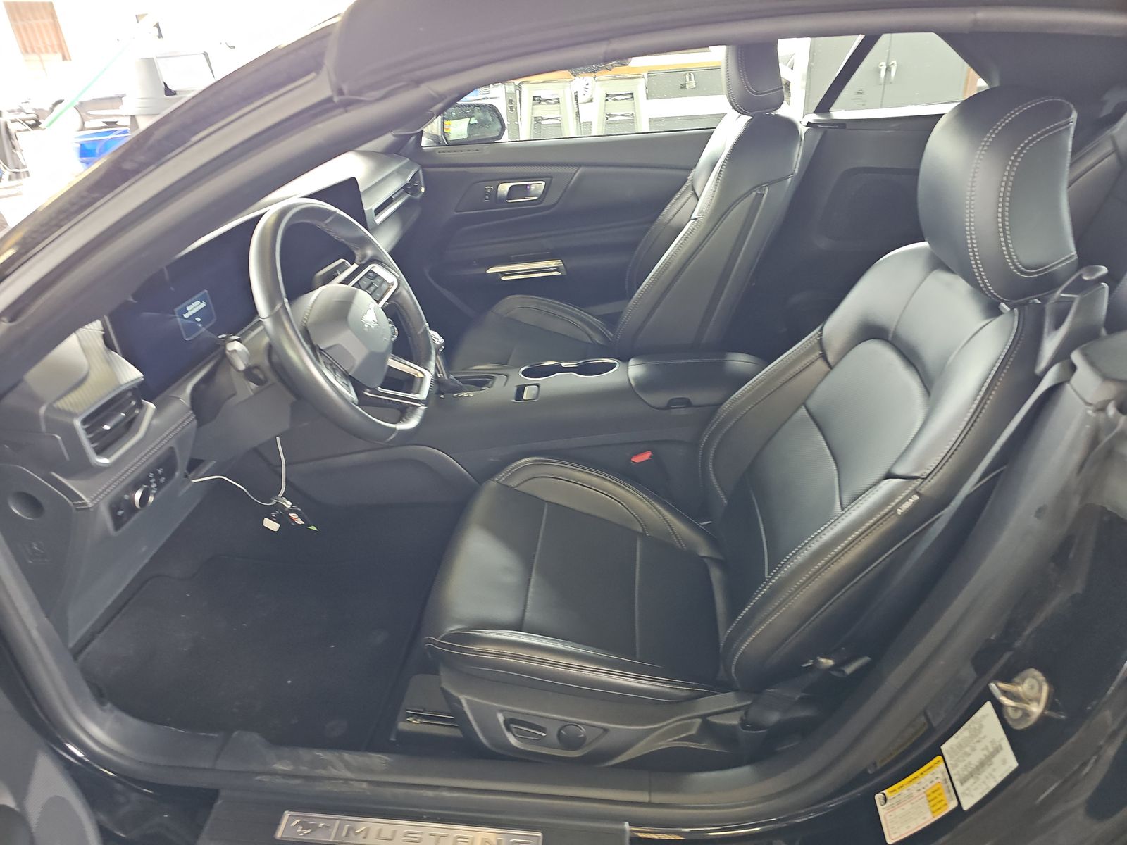 2025 Ford Mustang EcoBoost Premium RWD