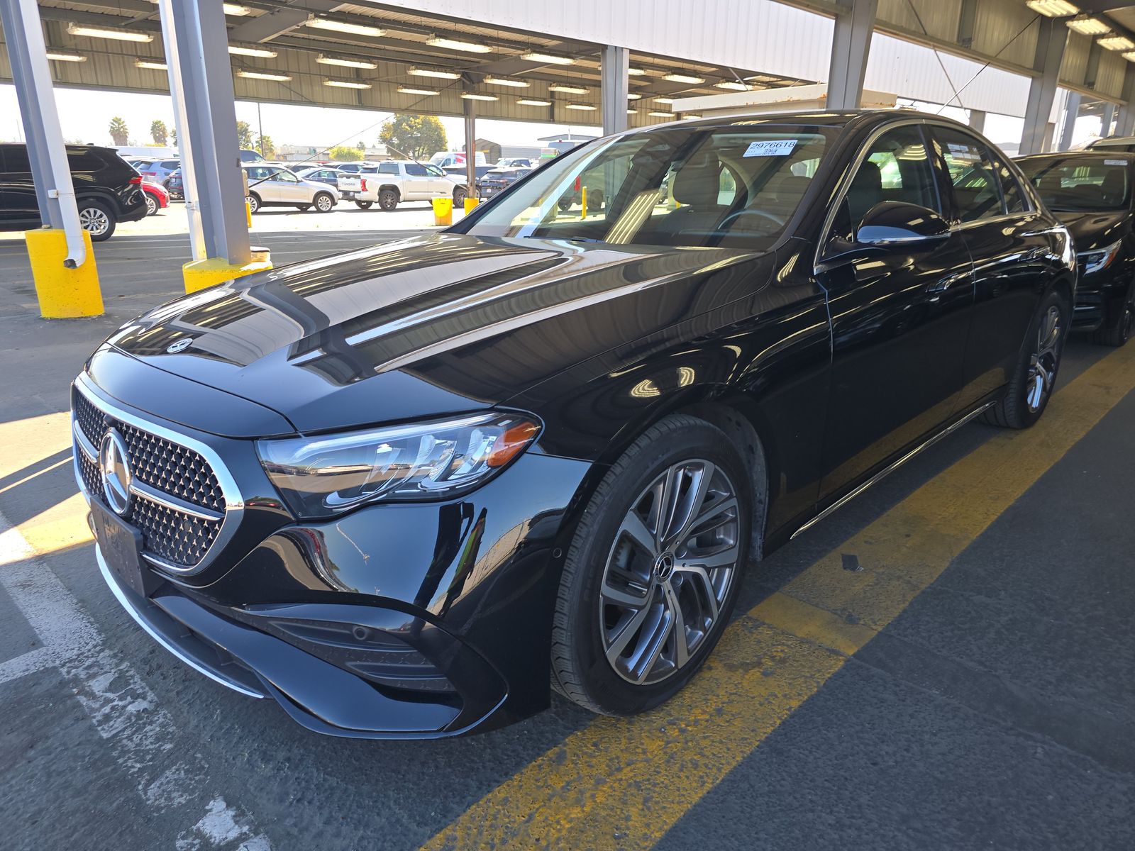 MERCEDES-BENZ E-CLASS - 1