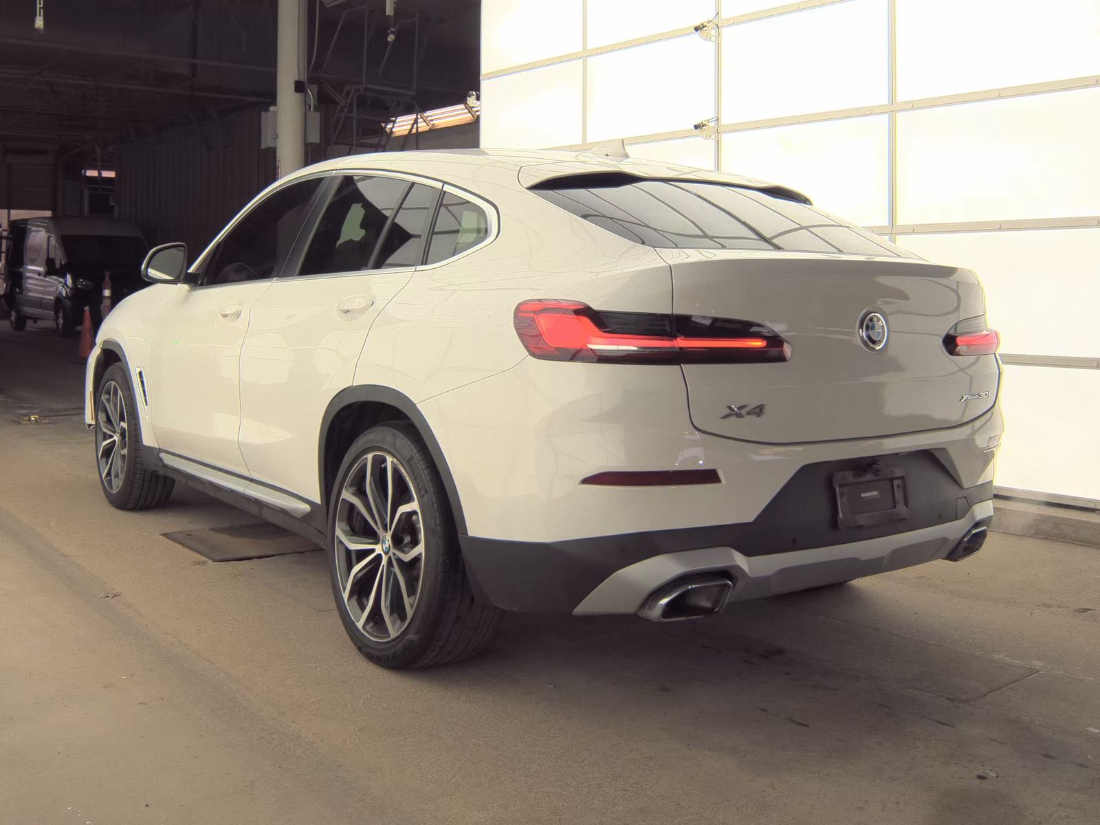 2022 BMW X4 xDrive30i AWD