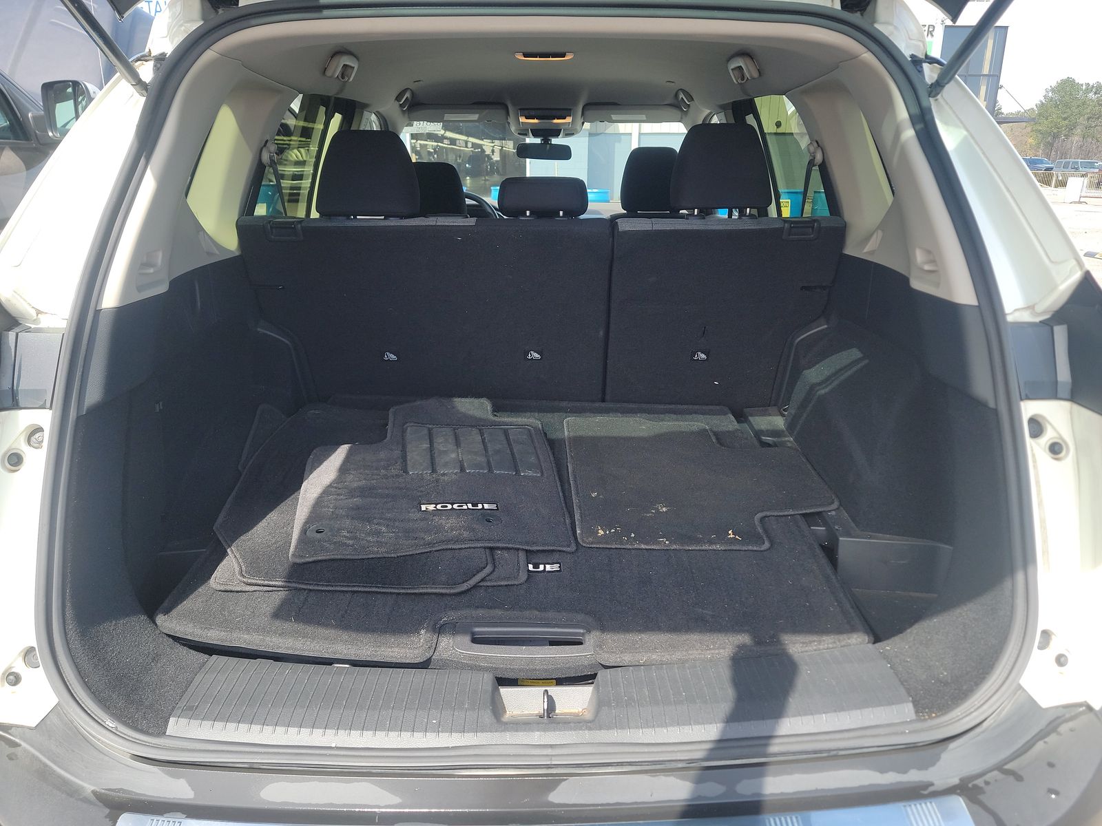 2023 Nissan Rogue SV FWD