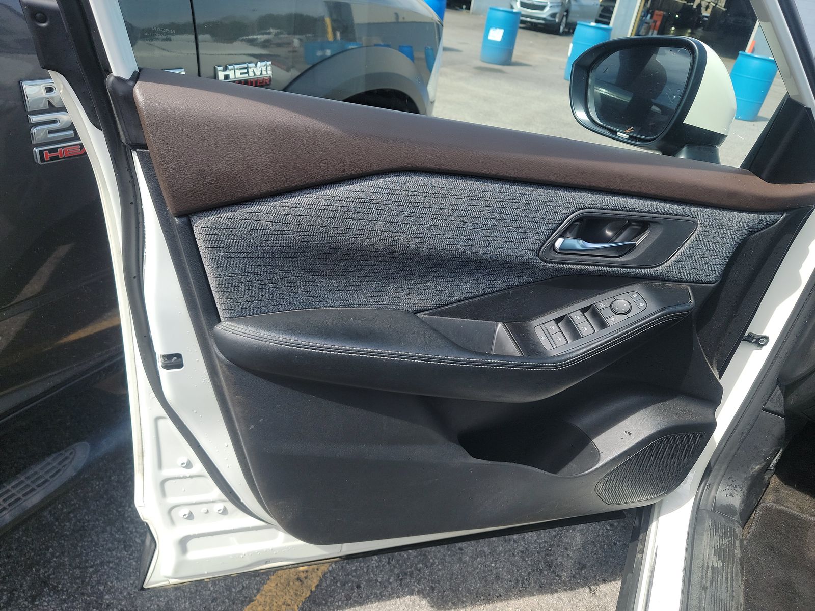 2023 Nissan Rogue SV FWD