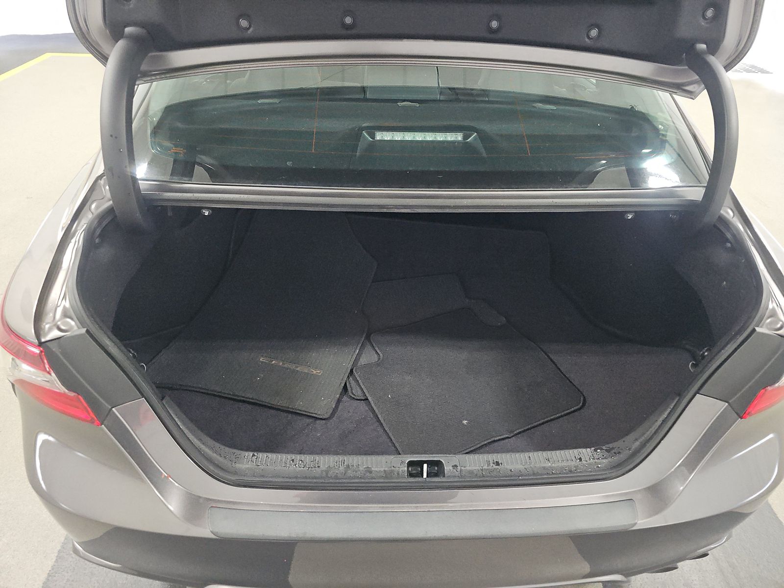 2024 Toyota Camry SE FWD